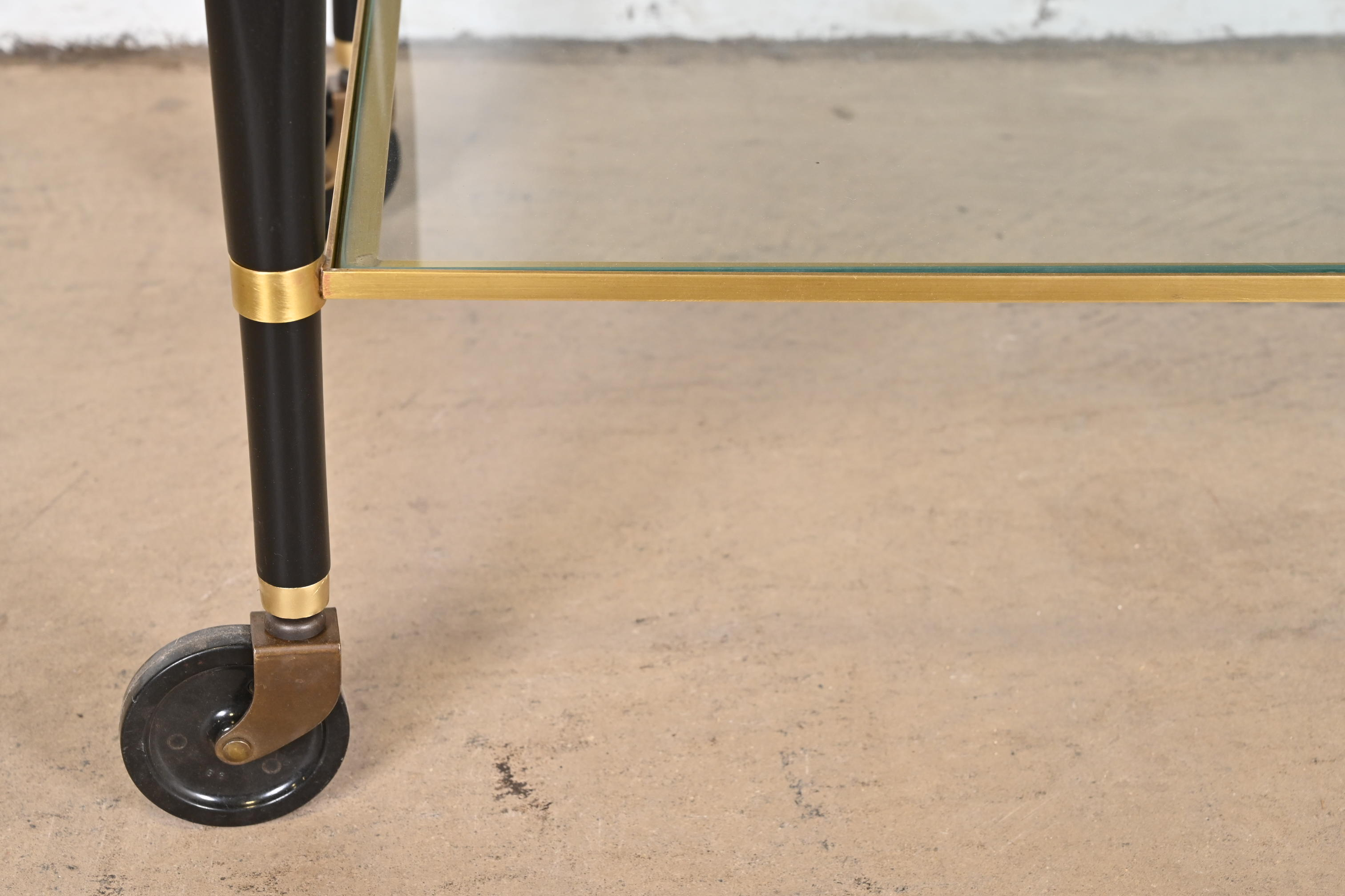 Paul McCobb for Directional Mid-Century Modern Black Lacquered Flip Top Server Bar Cart, Newly Refinished - Image 10