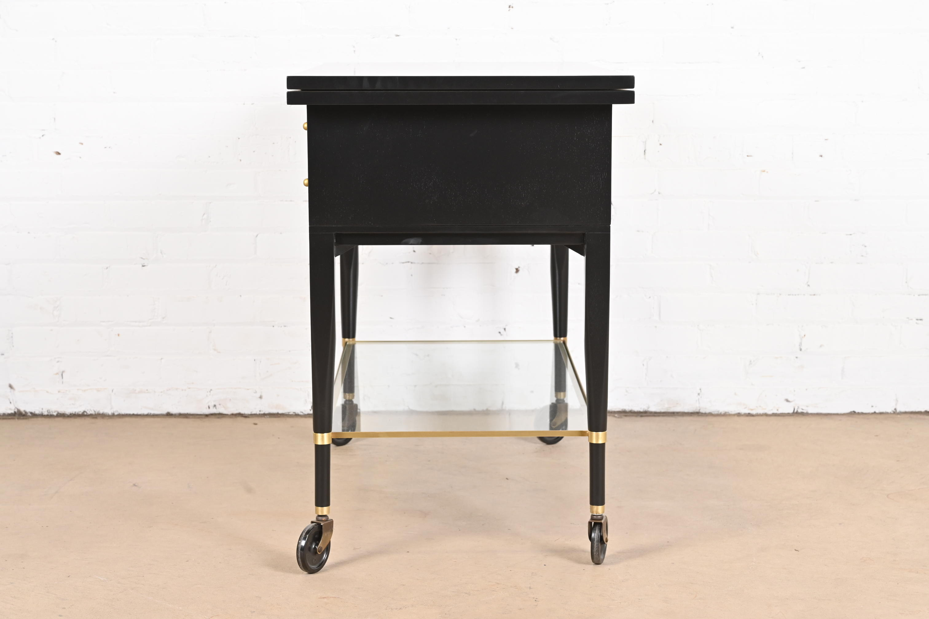 Paul McCobb for Directional Mid-Century Modern Black Lacquered Flip Top Server Bar Cart, Newly Refinished - Image 11
