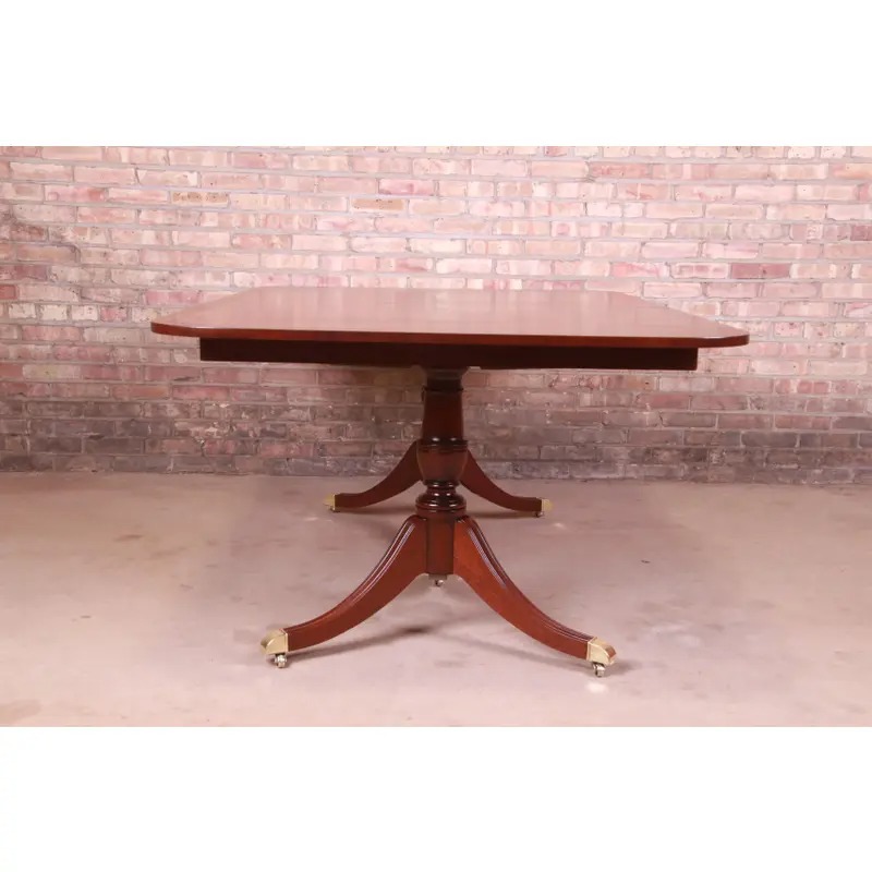 Kindel Furniture Georgian Mahogany Double Pedestal Extension Dining Table, Newly Refinished - Image 11