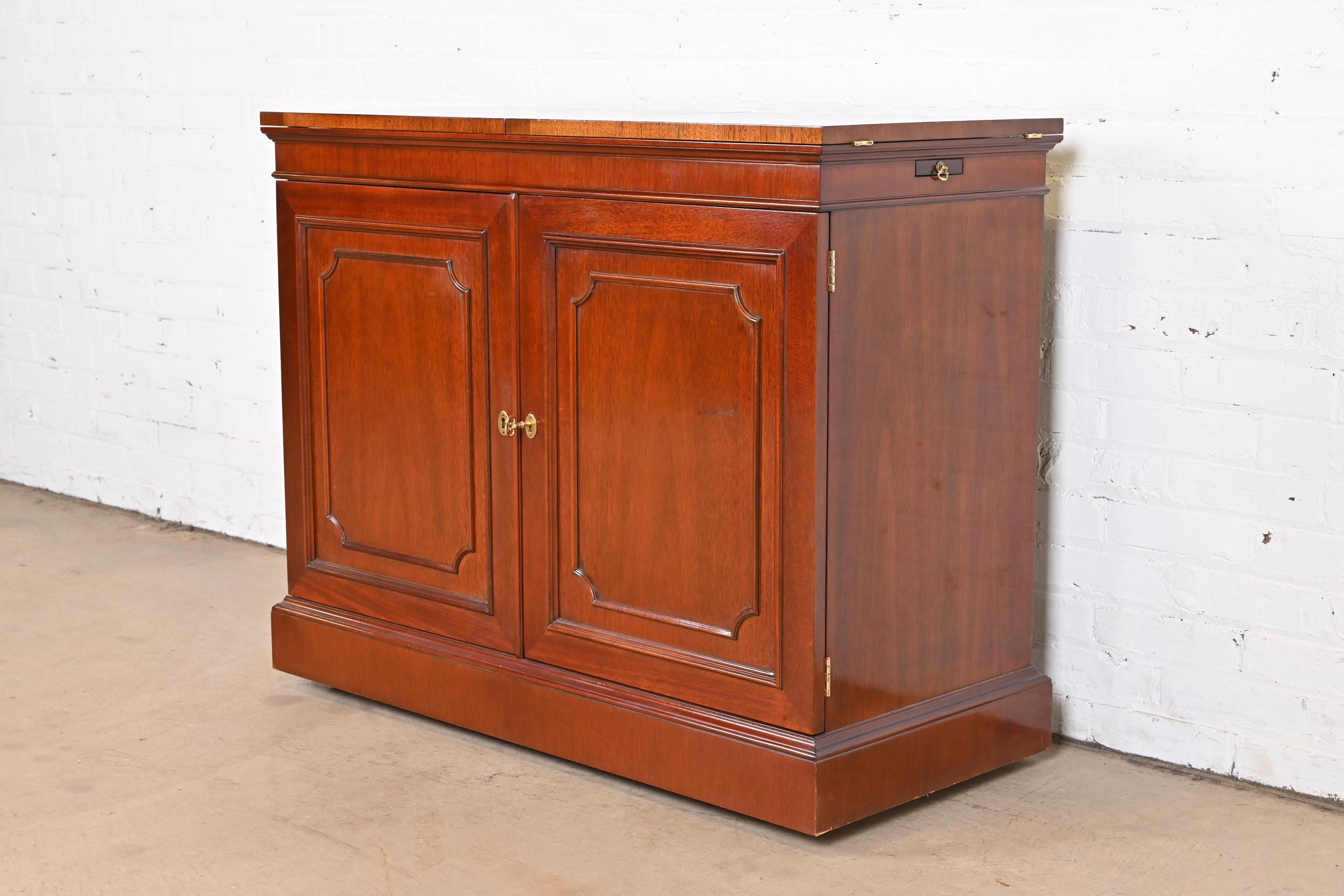 Kindel Furniture Regency Mahogany Flip Top Rolling Bar Cabinet - Image 2