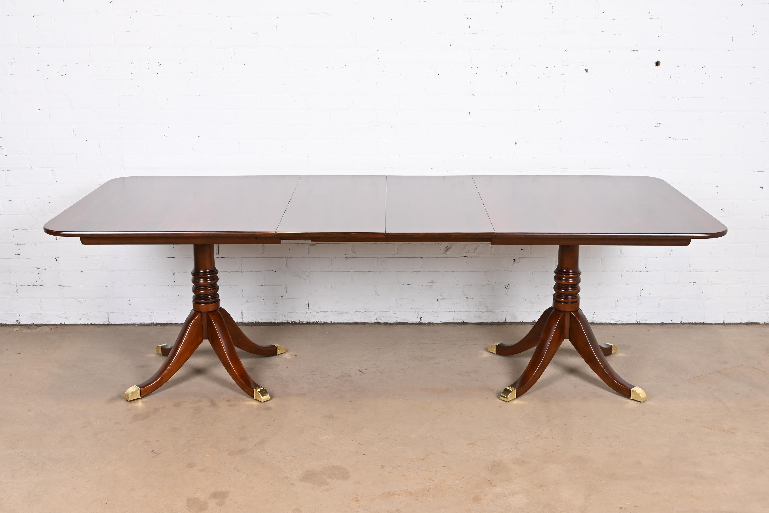 Stickley Georgian Cherry Wood Double Pedestal Extension Dining Table, Newly Refinished - Image 4