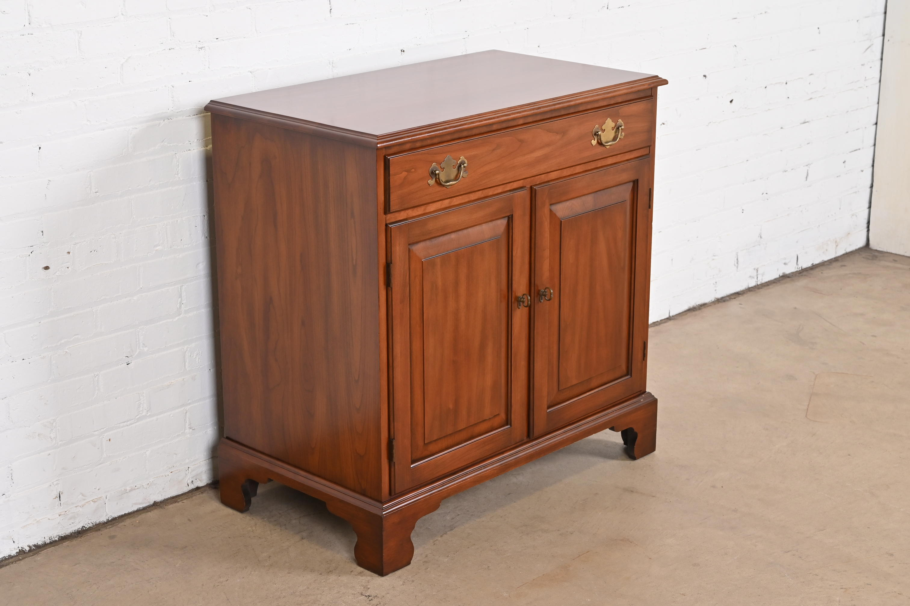 Henkel Harris American Colonial Cherry Wood Server or Bar Cabinet, Newly Restored - Image 5