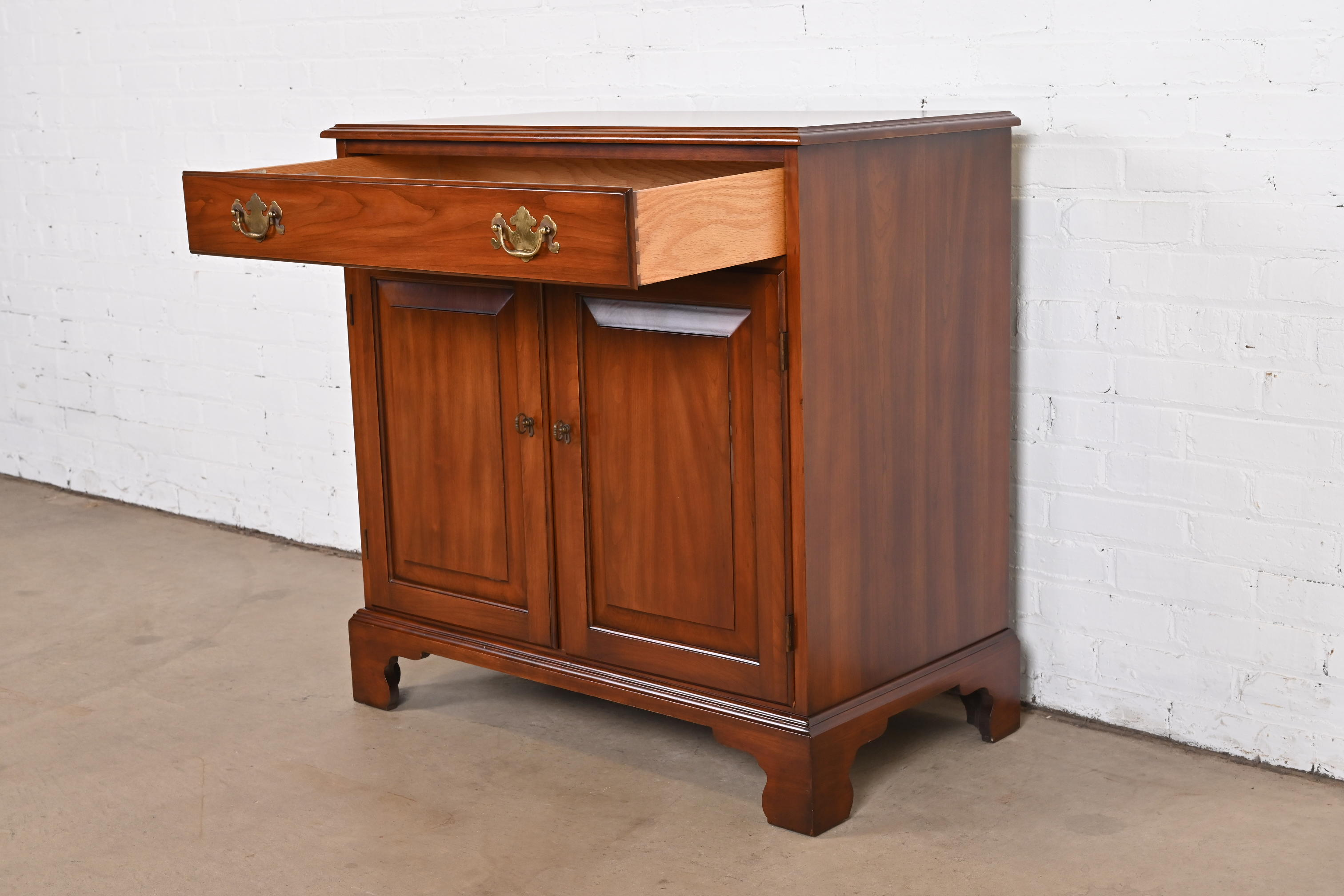Henkel Harris American Colonial Cherry Wood Server or Bar Cabinet, Newly Restored - Image 7