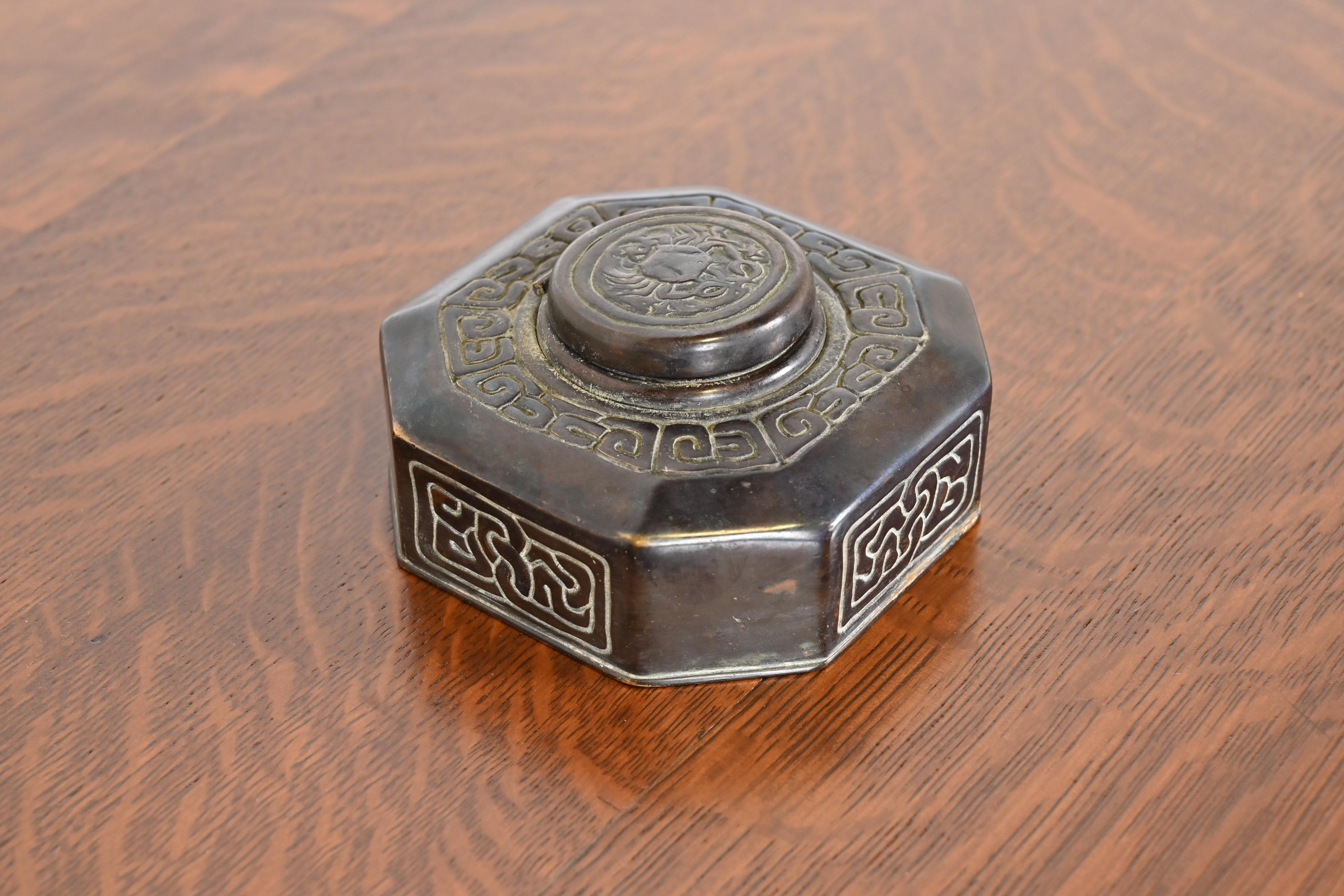 Tiffany Studios New York "Zodiac" Patinated Bronze Inkwell - Image 3