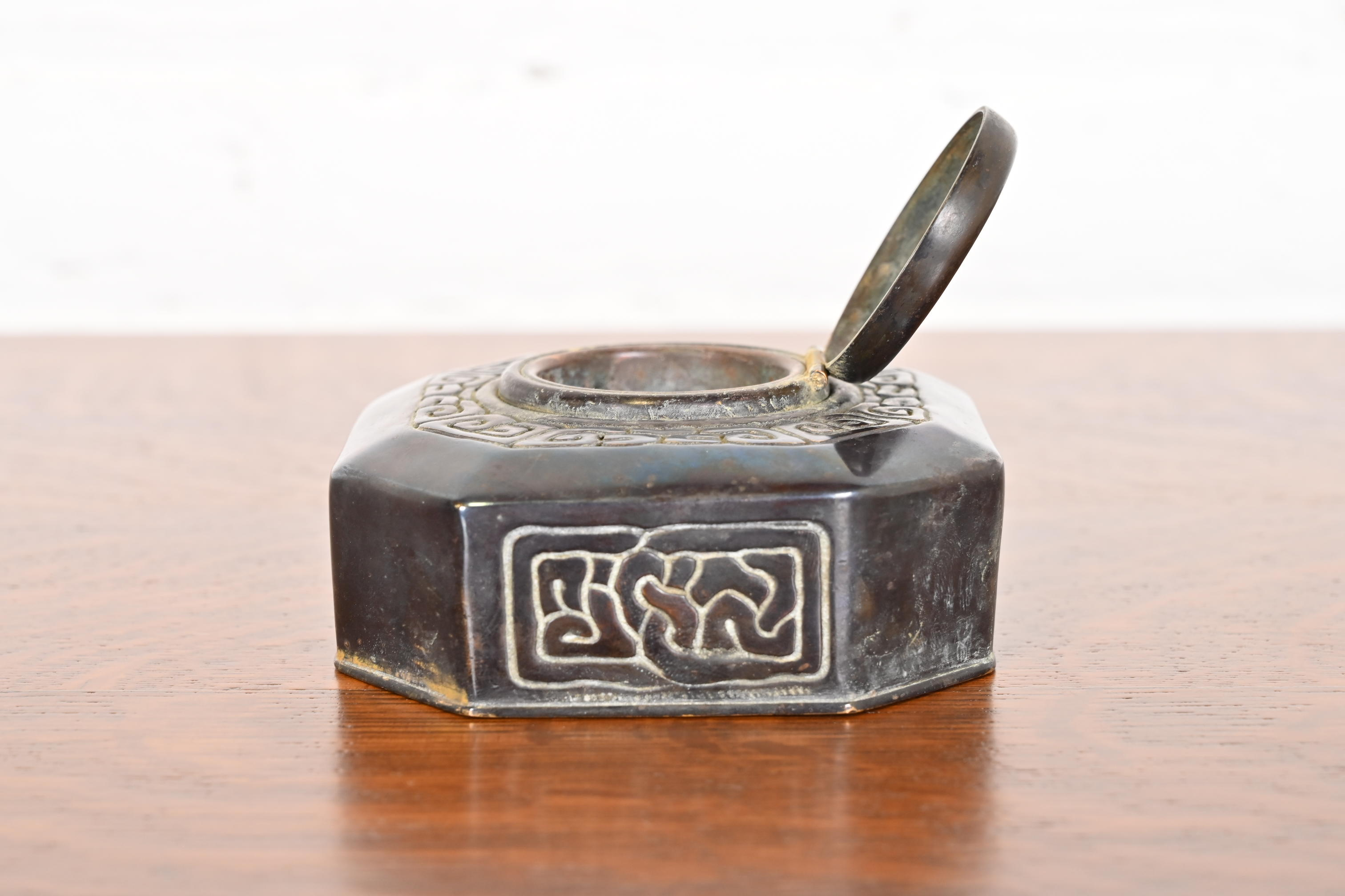 Tiffany Studios New York "Zodiac" Patinated Bronze Inkwell - Image 8