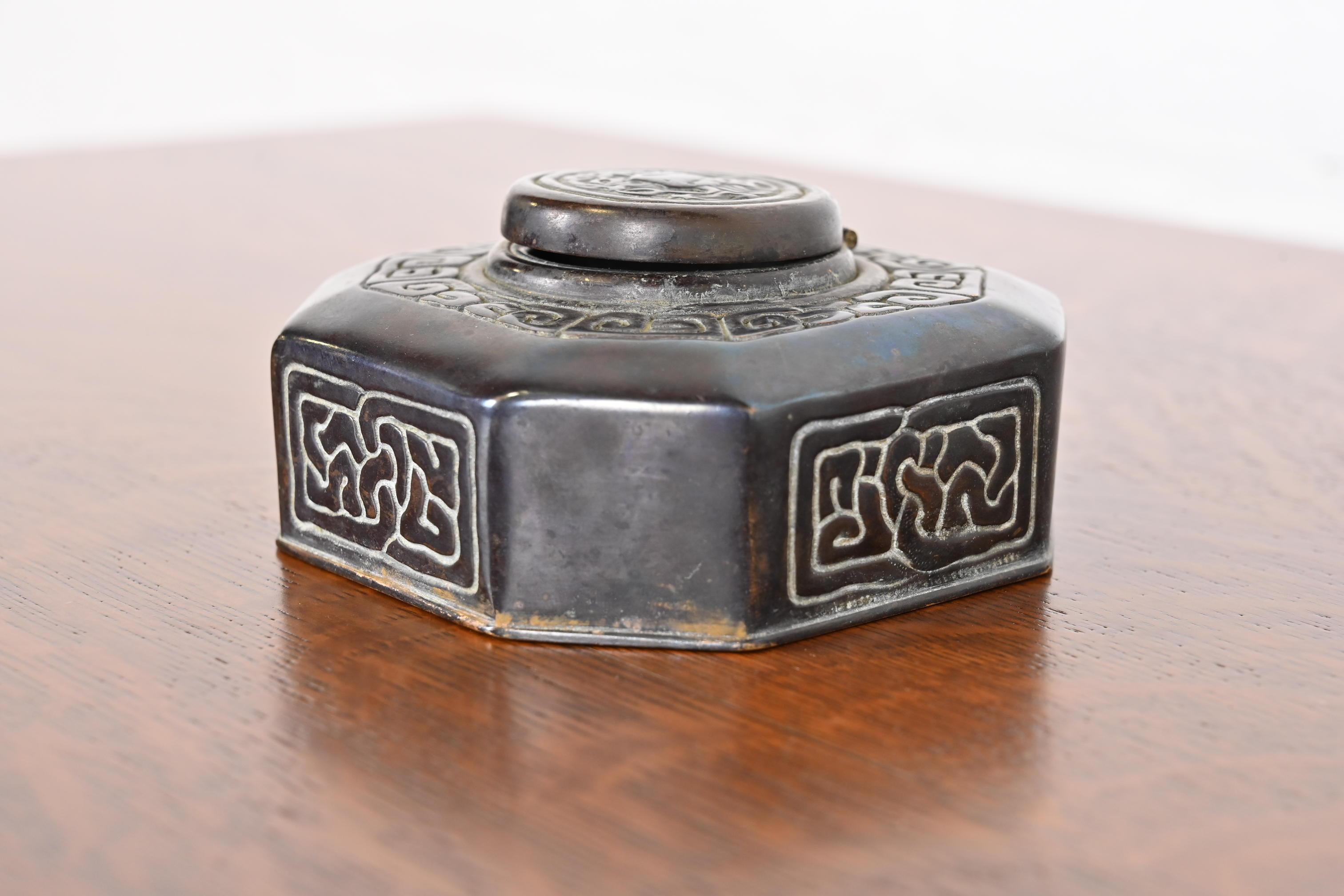 Tiffany Studios New York "Zodiac" Patinated Bronze Inkwell - Image 2