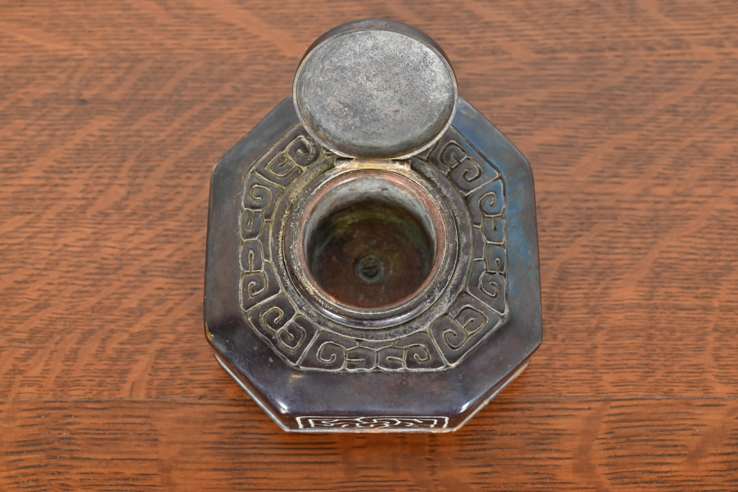 Tiffany Studios New York "Zodiac" Patinated Bronze Inkwell - Image 7