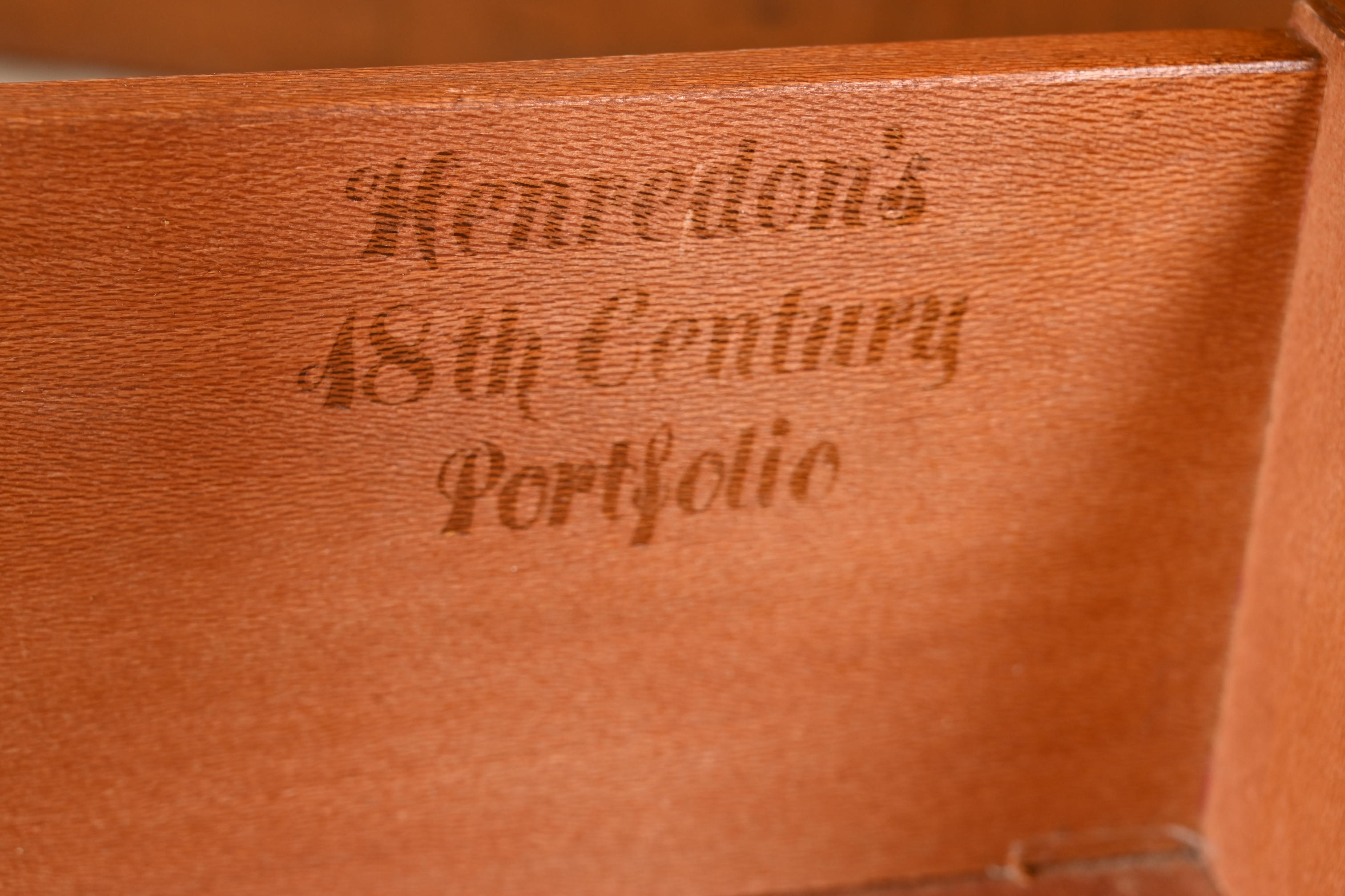 Henredon Georgian Carved Mahogany Lighted Breakfront Bookcase Cabinet - Image 8