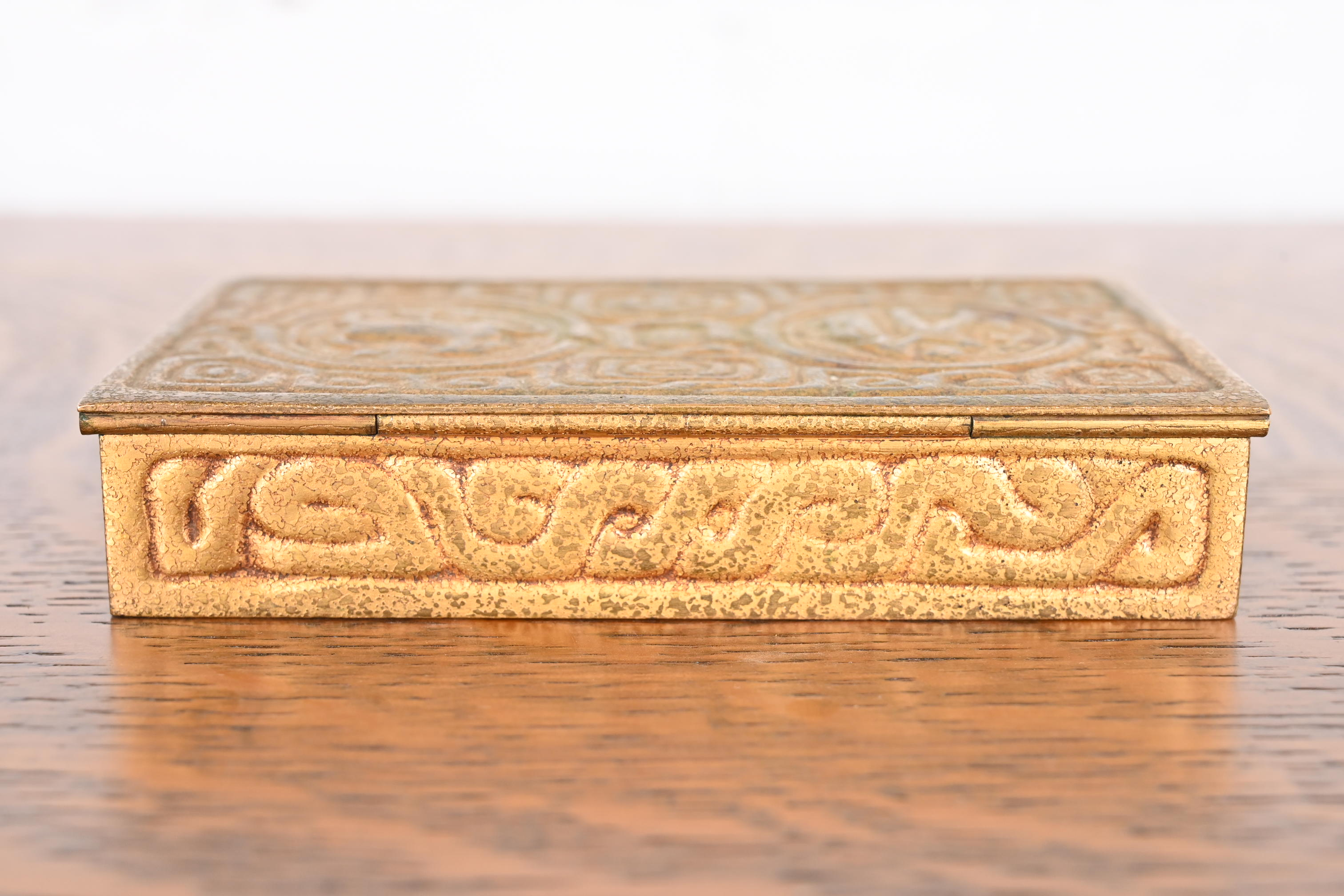 Tiffany Studios New York Art Deco 'Zodiac' Bronze Doré Box - Image 10
