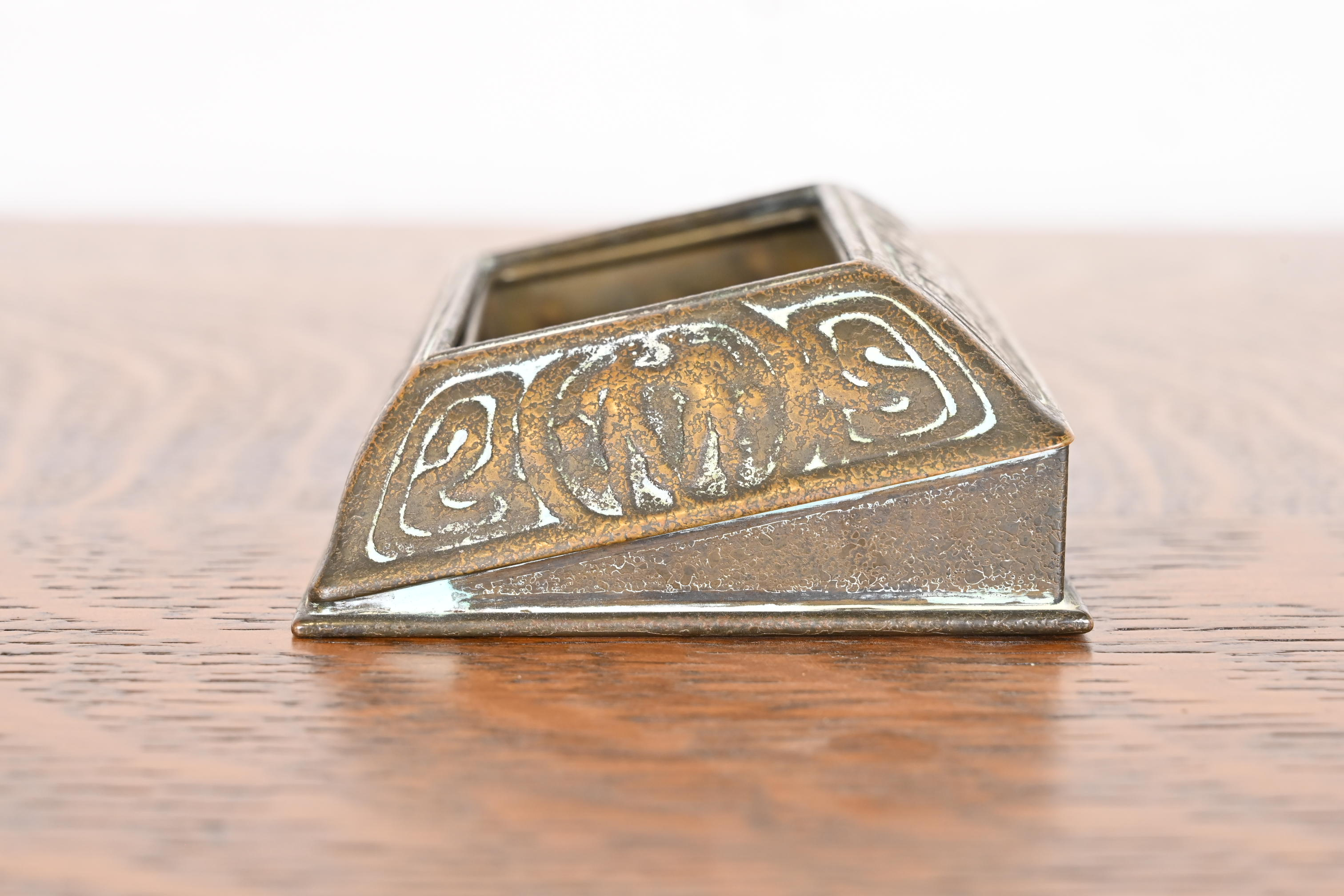Tiffany Studios New York 'Zodiac' Bronze Desk Calendar Holder or Picture Frame, Circa 1910 - Image 8