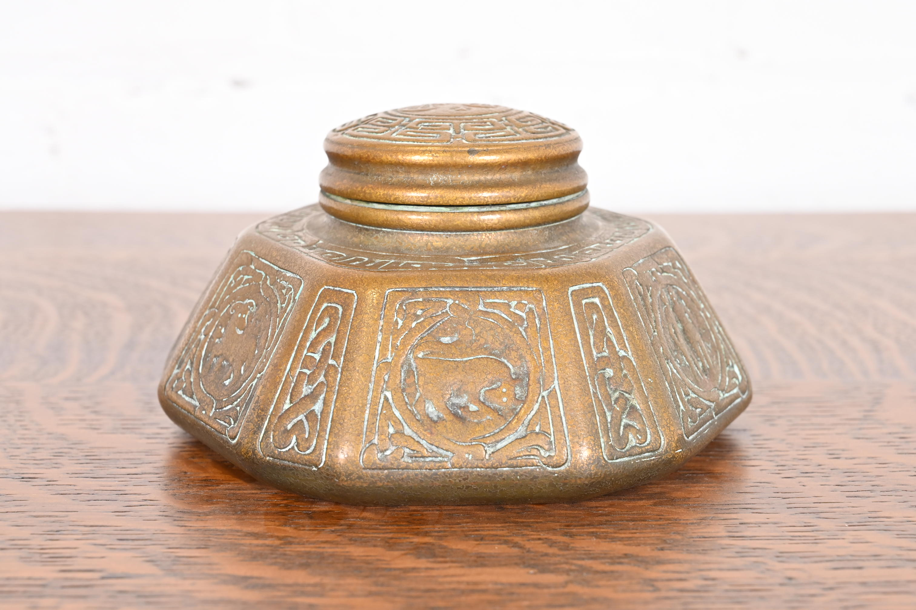 Tiffany Studios New York 'Zodiac' Bronze Doré Large Inkwell - Image 2