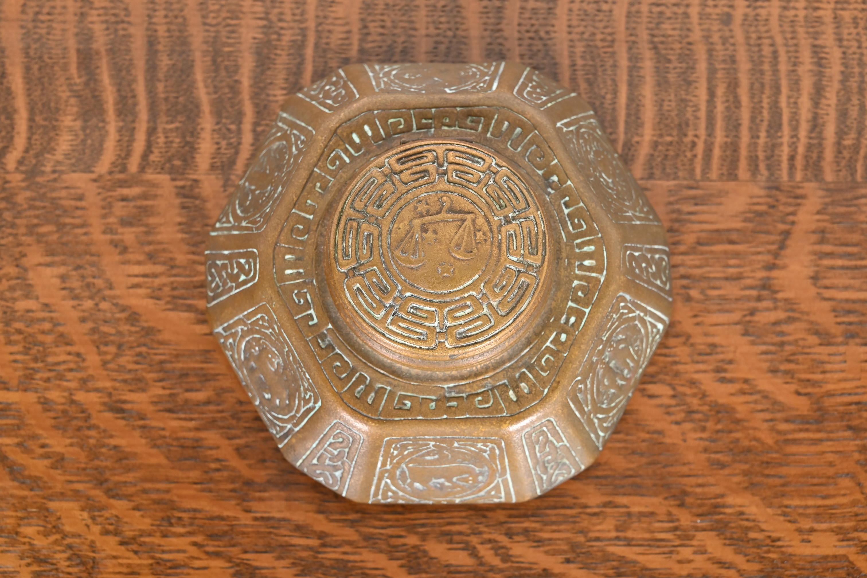 Tiffany Studios New York 'Zodiac' Bronze Doré Large Inkwell - Image 4