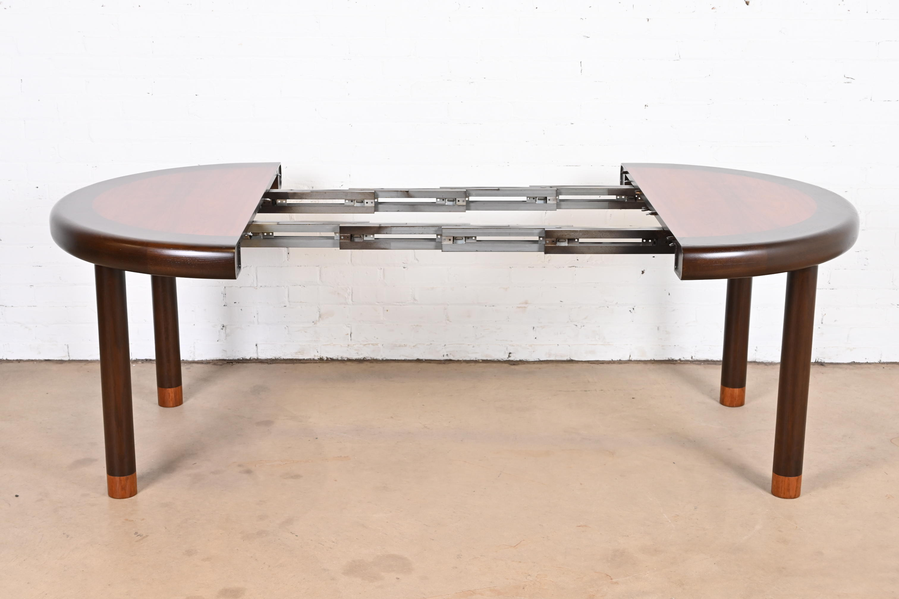 Dunbar Mid-Century Modern Banded Rosewood Extension Dining Table, Newly Refinished - Image 7