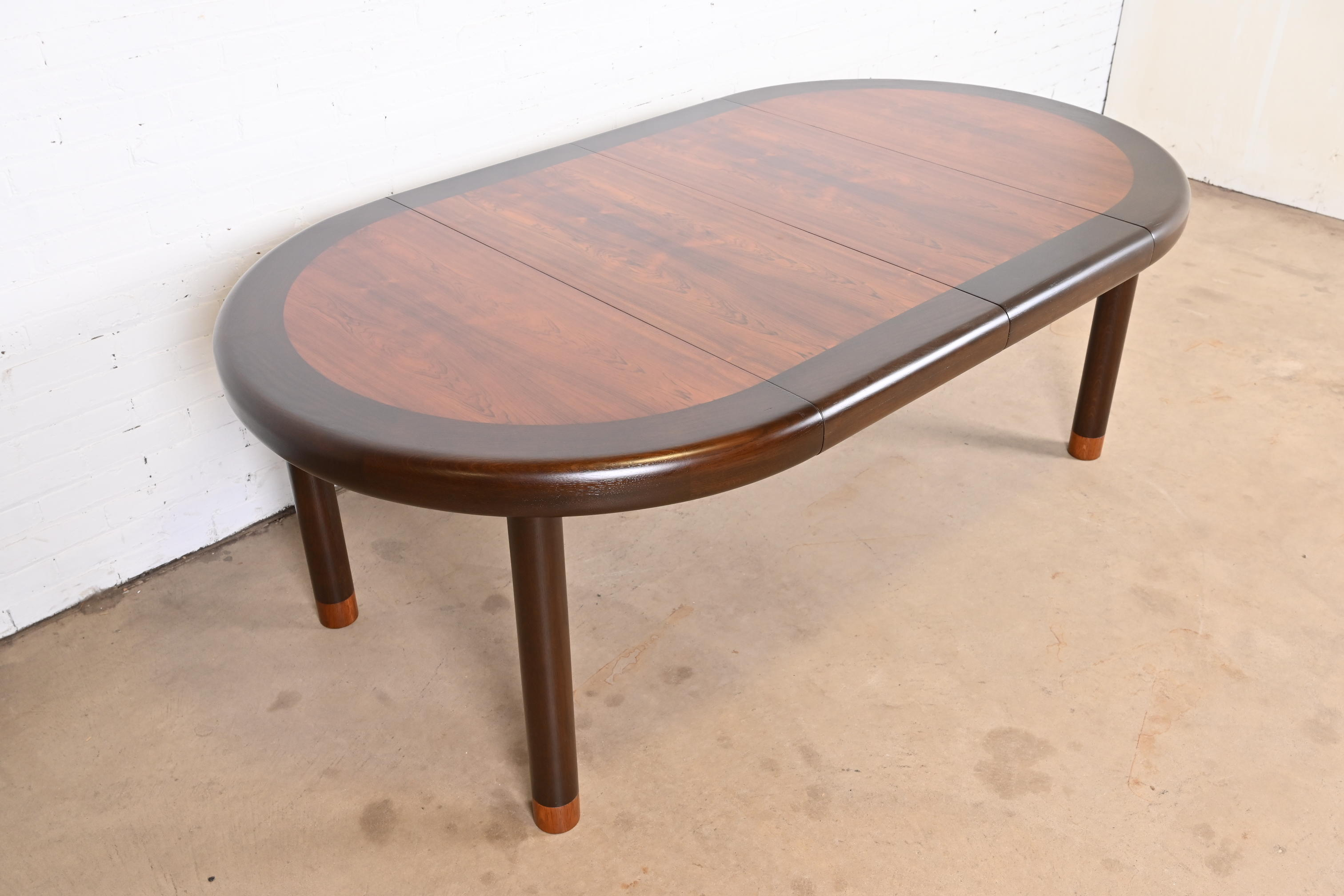 Dunbar Mid-Century Modern Banded Rosewood Extension Dining Table, Newly Refinished - Image 5