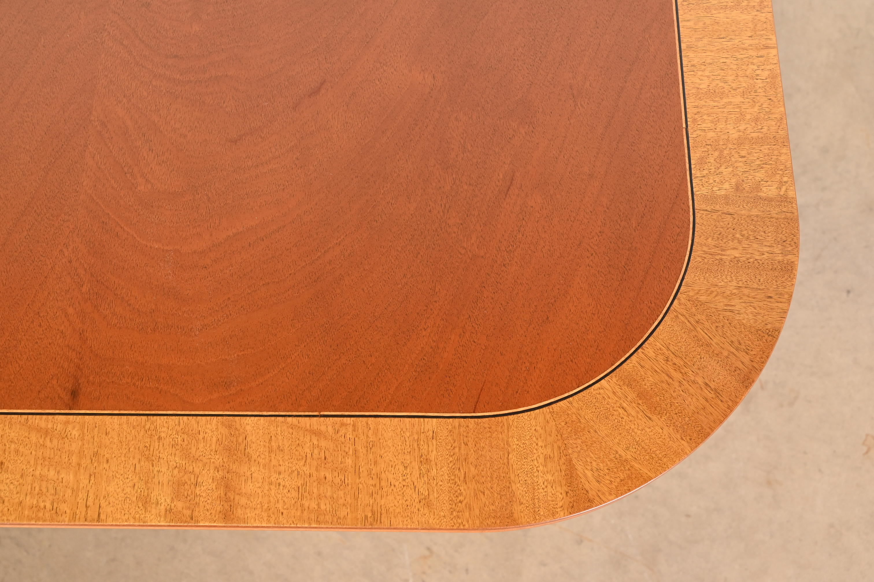 Henredon Georgian Banded Mahogany Double Pedestal Extension Dining Table, Newly Refinished - Image 5