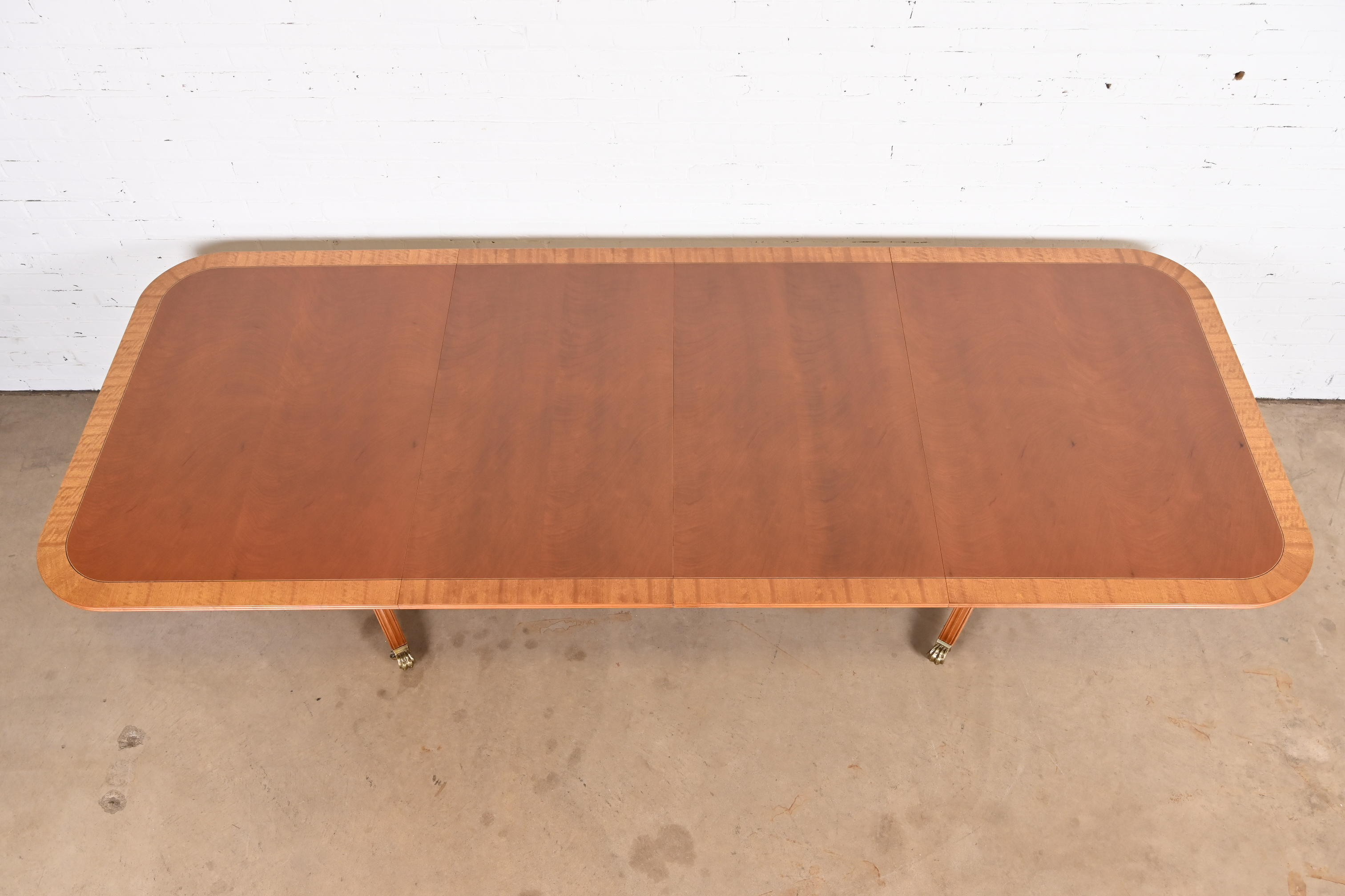 Henredon Georgian Banded Mahogany Double Pedestal Extension Dining Table, Newly Refinished - Image 6