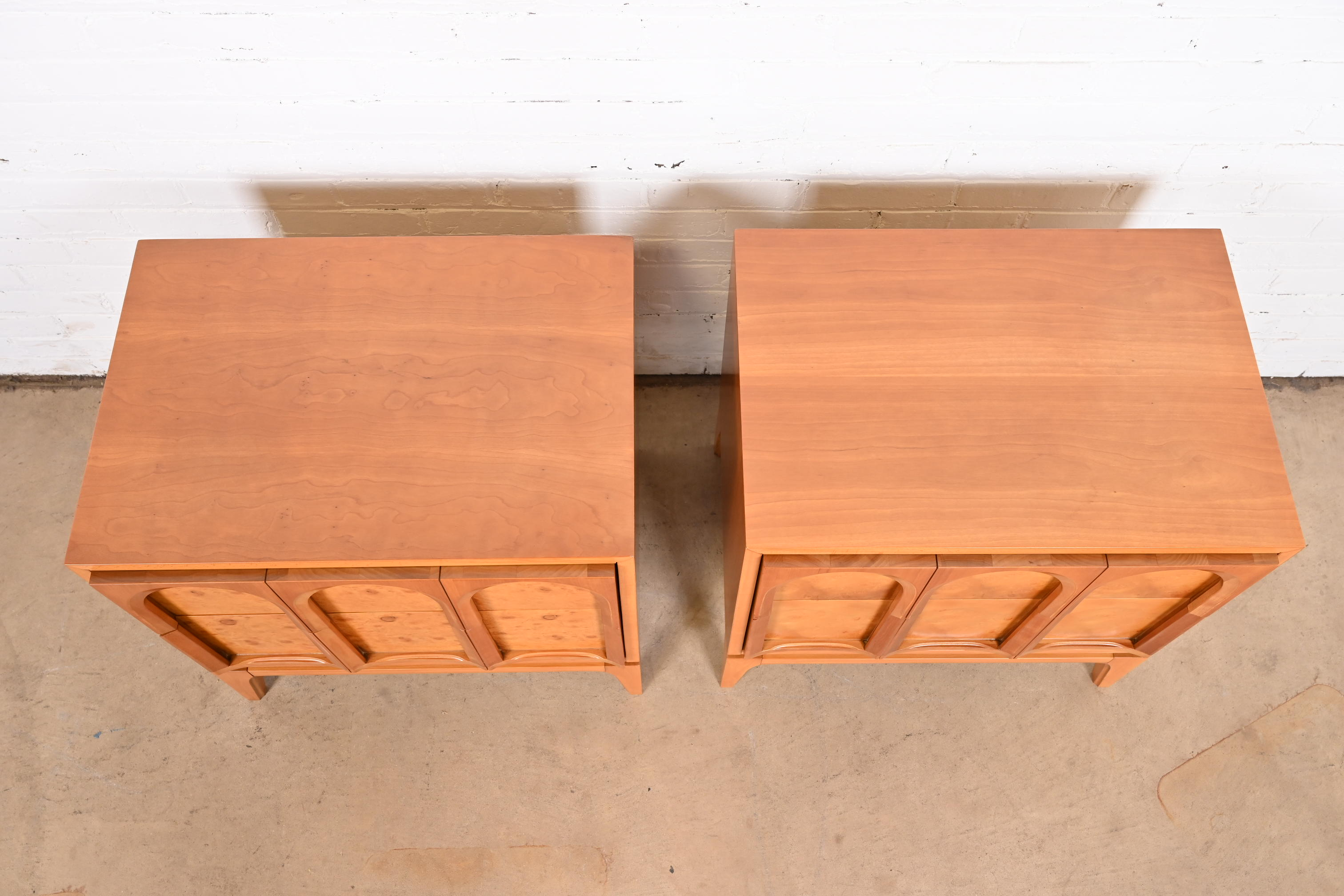 Thomasville Mid-Century Modern Burl Wood Nightstands, Newly Refinished - Image 11