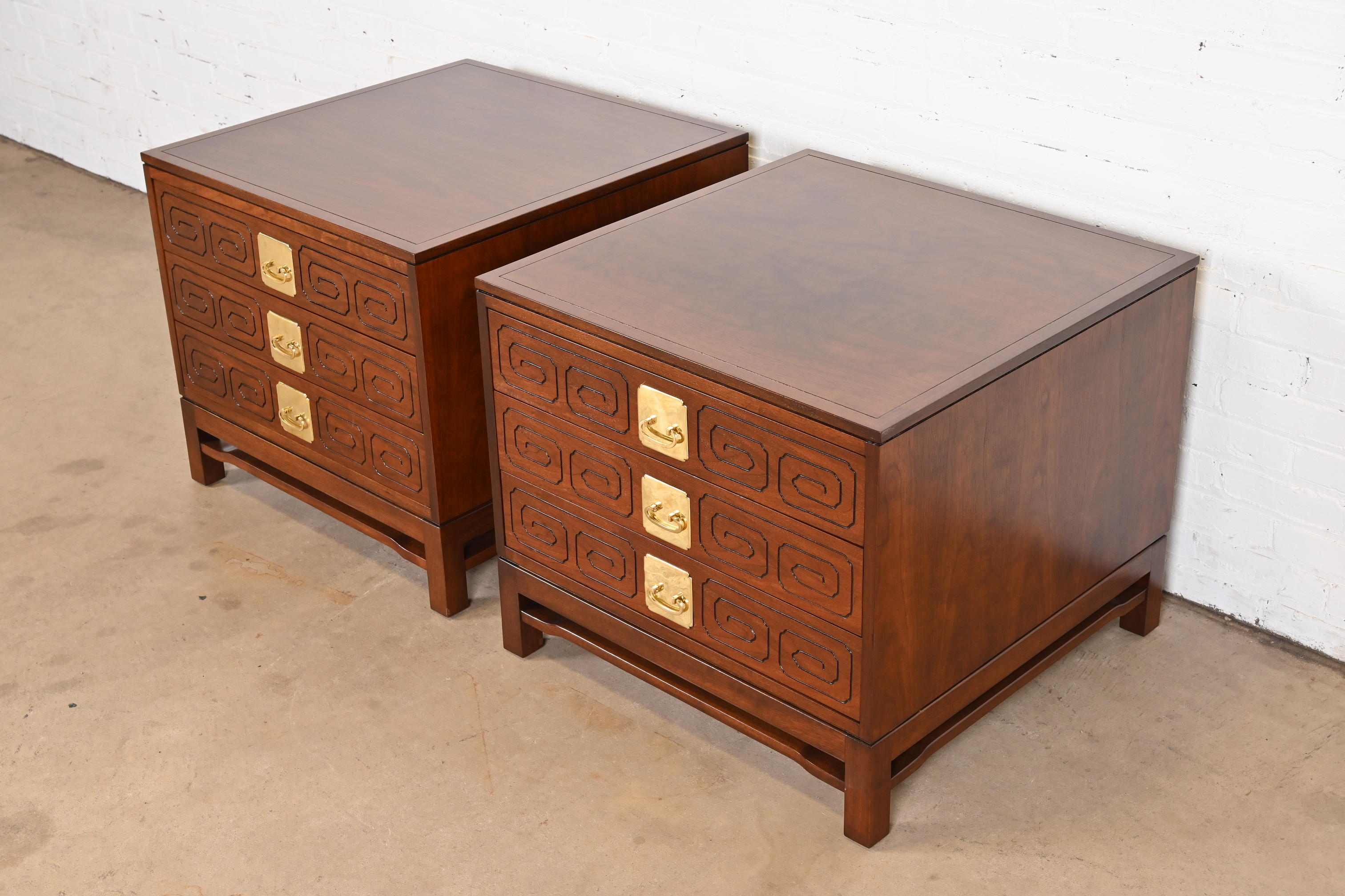Widdicomb Mid-Century Modern Hollywood Regency Walnut Bedside Chests, Newly Refinished - Image 3