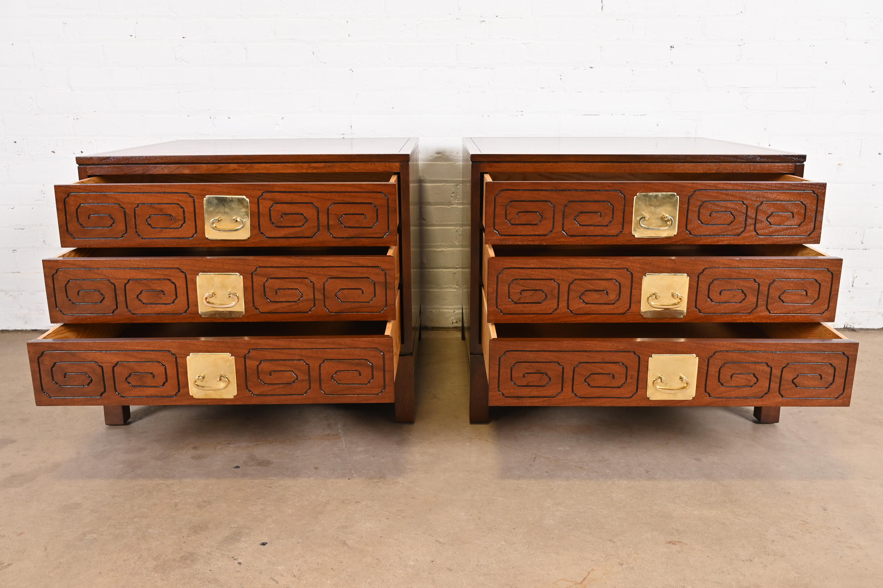 Widdicomb Mid-Century Modern Hollywood Regency Walnut Bedside Chests, Newly Refinished - Image 6