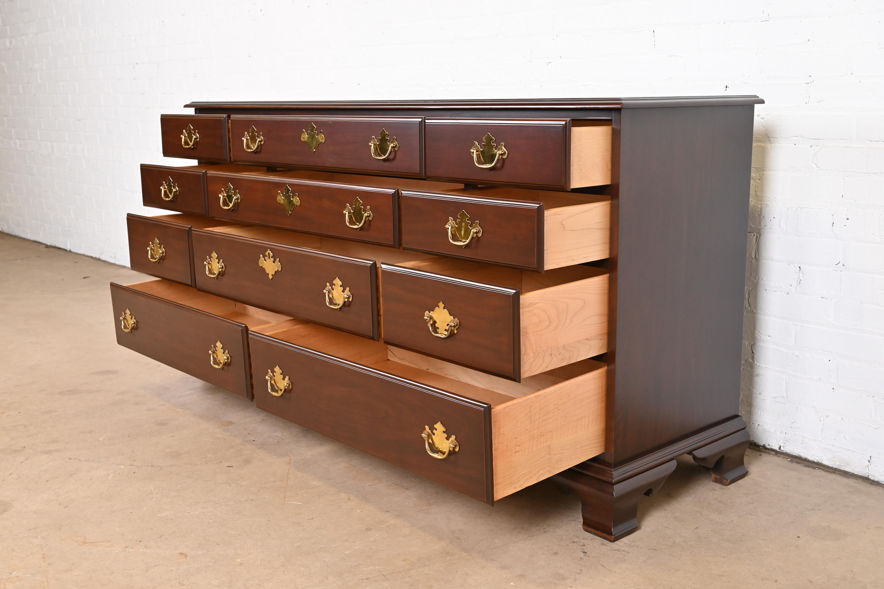 Harden Furniture Georgian Carved Solid Cherry Wood Long Dresser, Newly Restored - Image 5