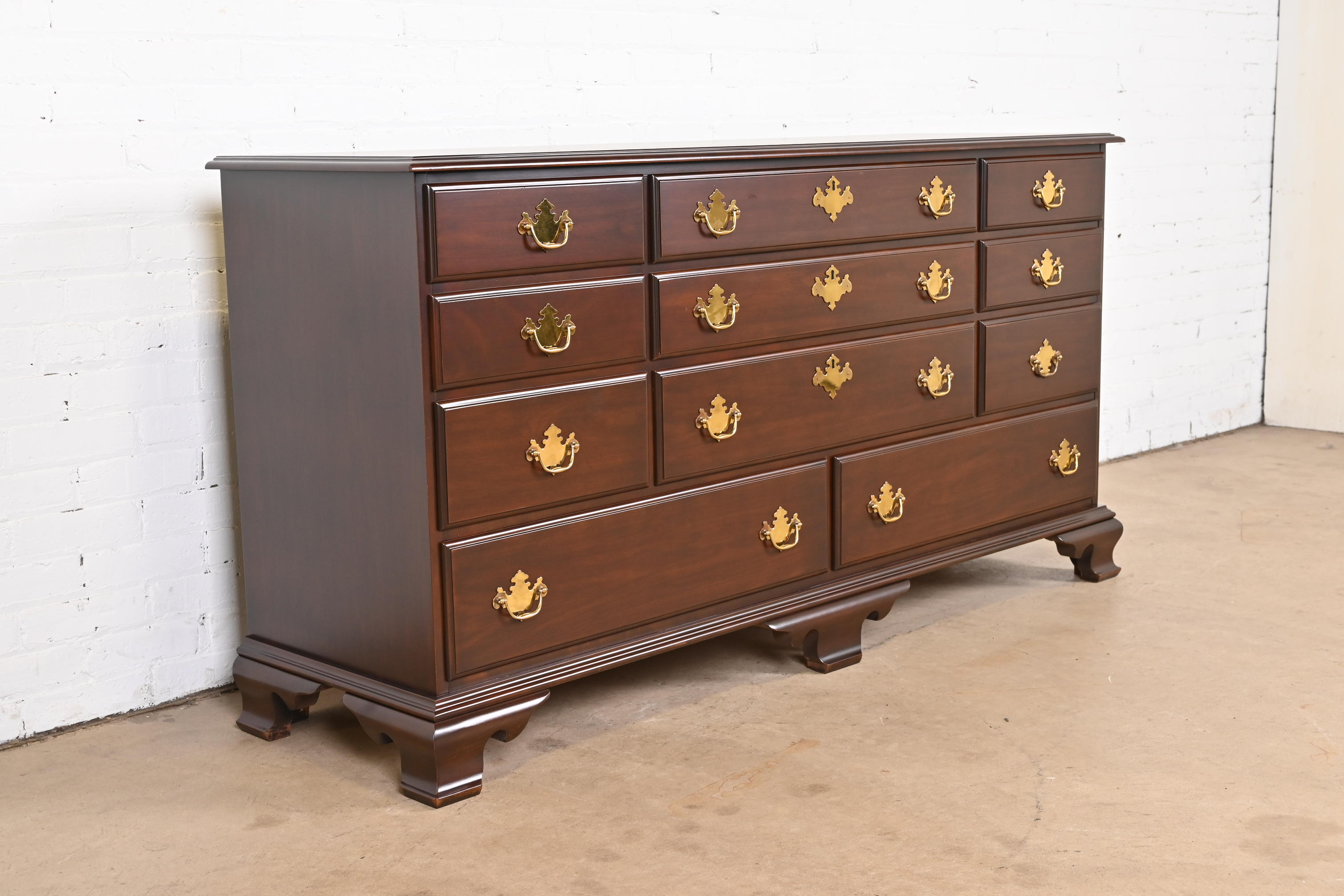 Harden Furniture Georgian Carved Solid Cherry Wood Long Dresser, Newly Restored - Image 3
