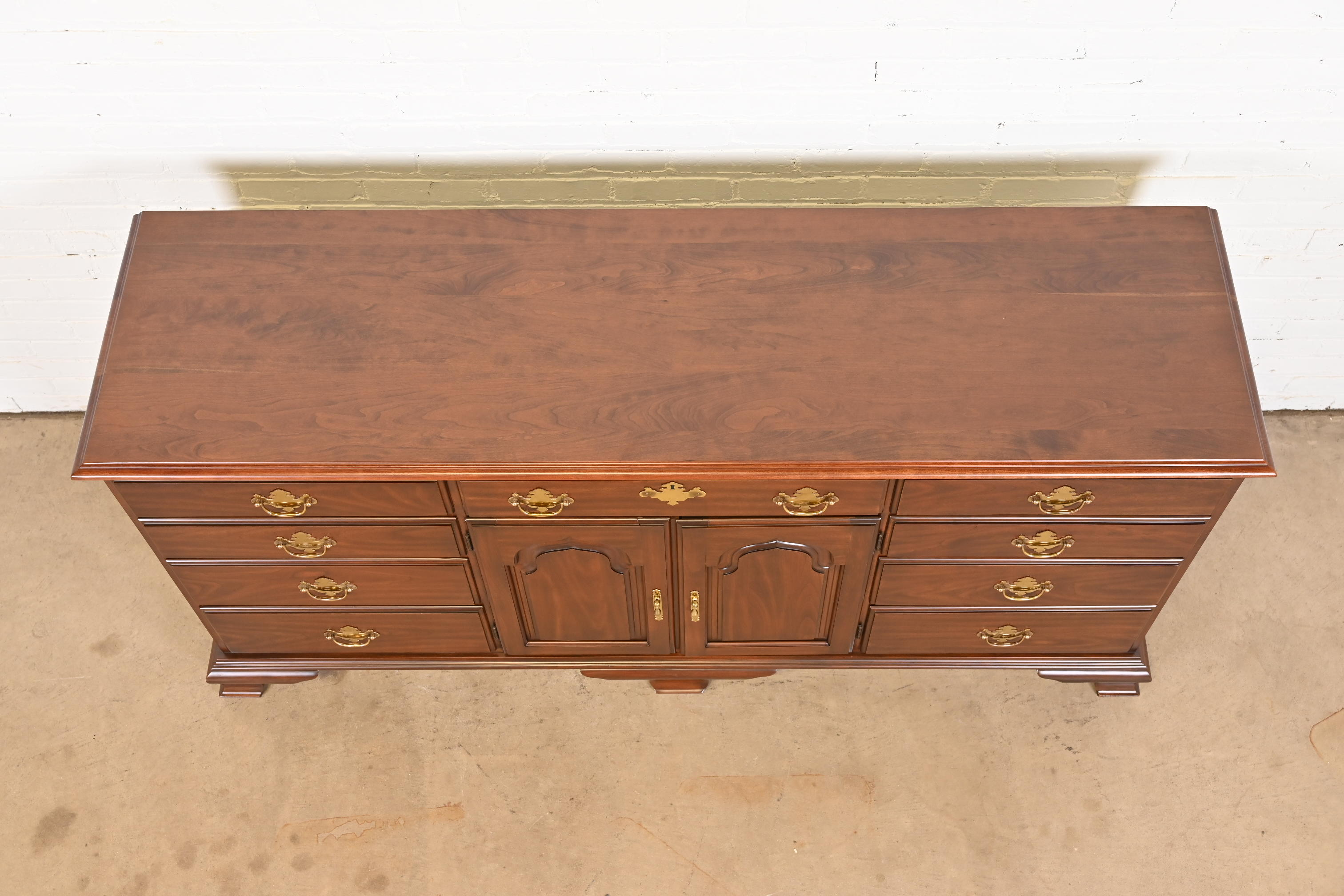 Harden Furniture Georgian Solid Cherry Wood Long Dresser, Newly Restored - Image 10