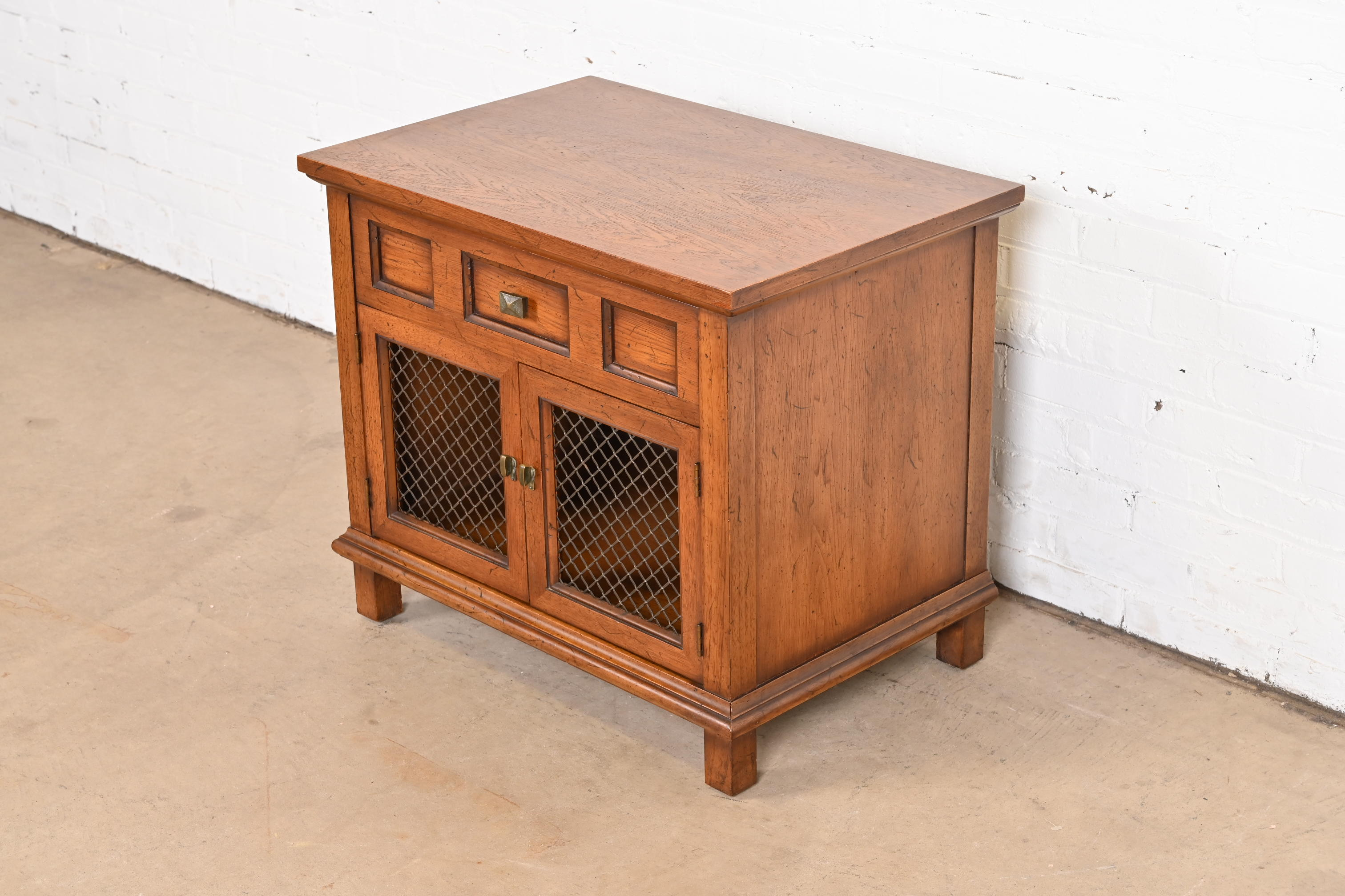 Henredon Mid-Century Modern Walnut Nightstand, 1960s - Image 2