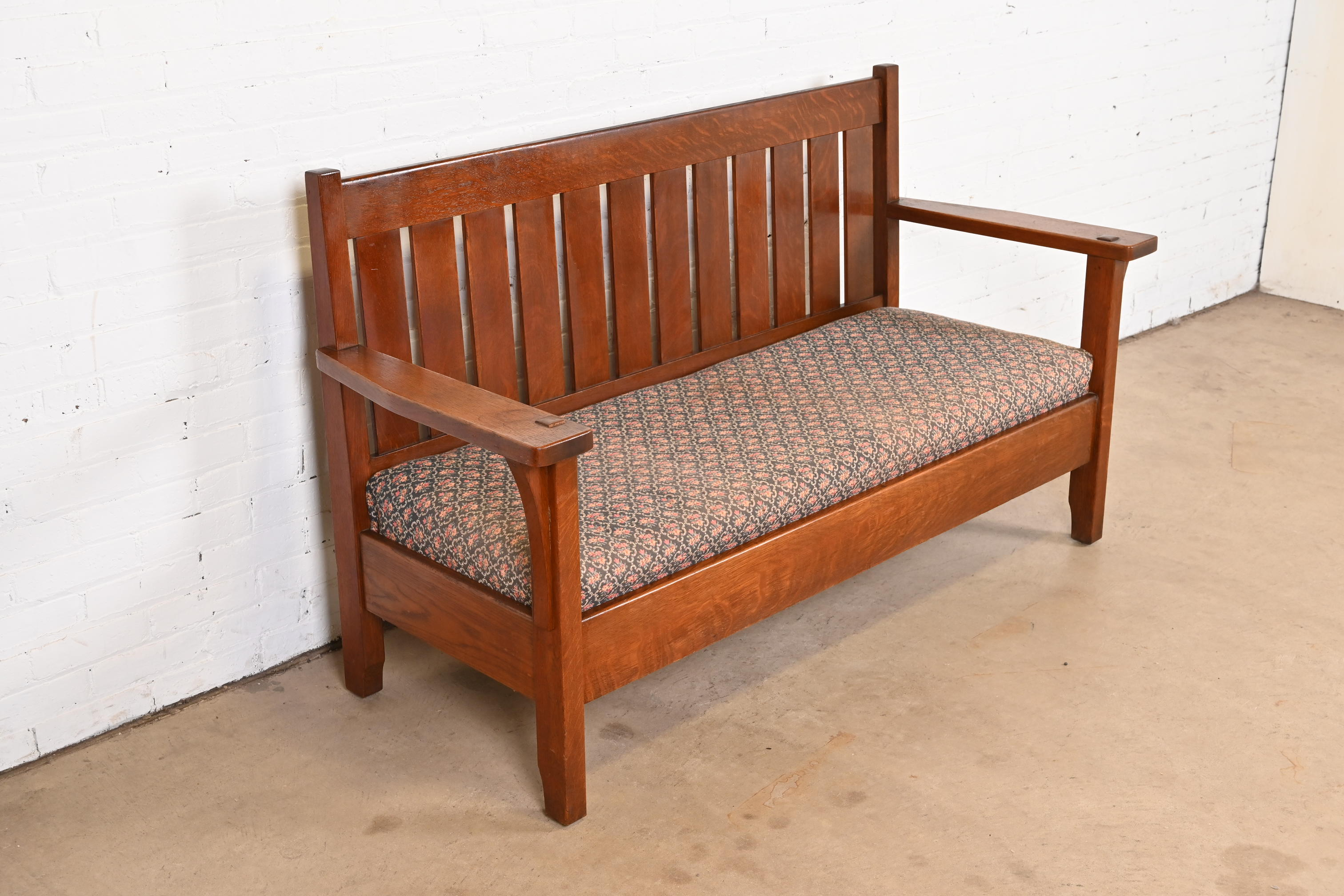 Antique L. & J. G. Stickley Mission Oak Arts & Crafts Open Arm Settee or Loveseat, Circa 1900 - Image 5