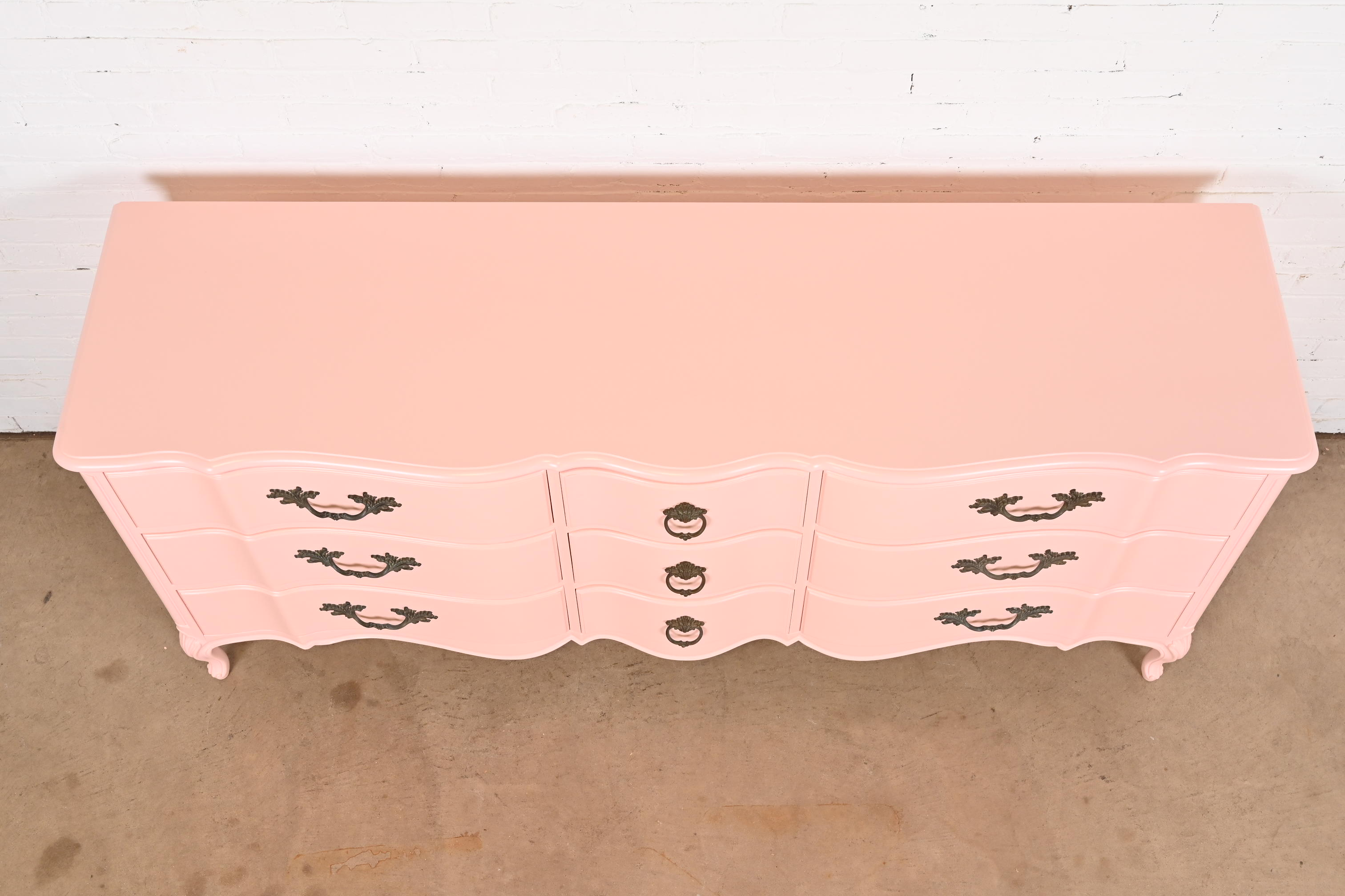 Henredon French Provincial Louis XV Pink Lacquered Triple Dresser, Newly Refinished - Image 9