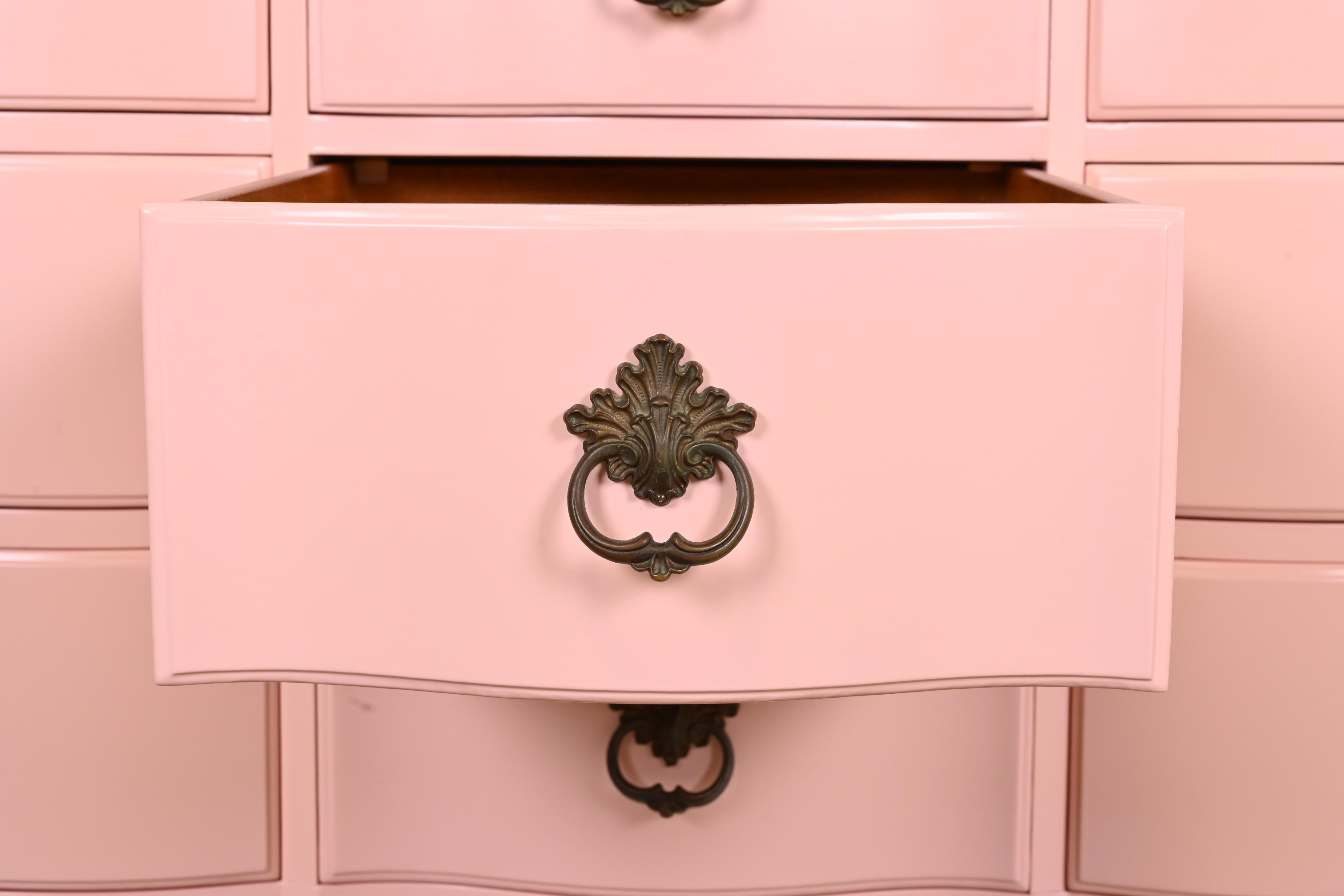 Henredon French Provincial Louis XV Pink Lacquered Triple Dresser, Newly Refinished - Image 5