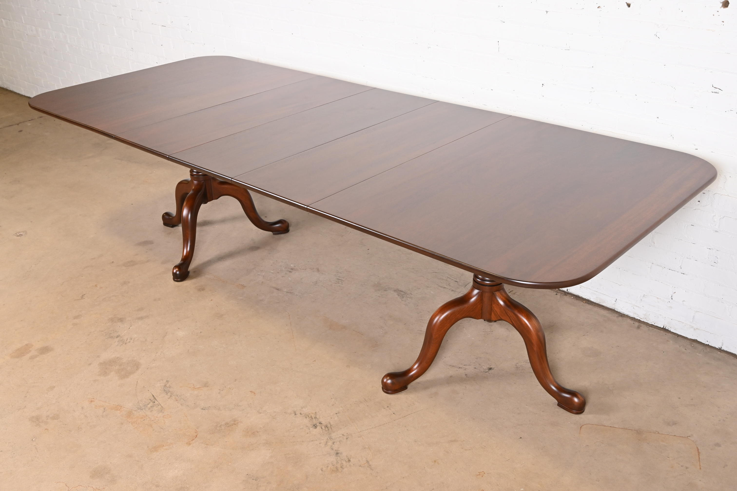 Henkel Harris Georgian Solid Mahogany Double Pedestal Extension Dining Table, Newly Refinished - Image 2