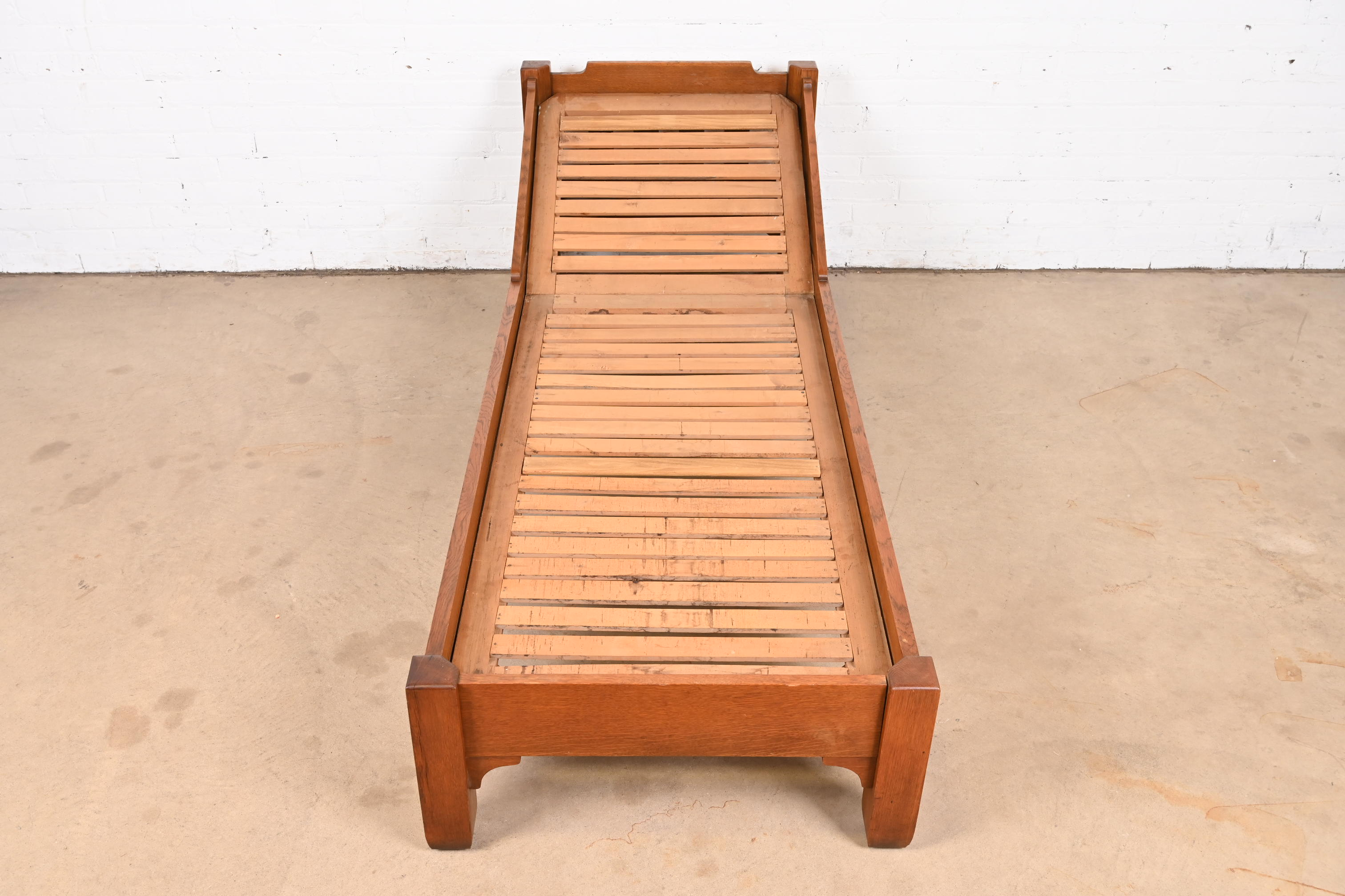 Stickley Brothers Antique Mission Oak Arts & Crafts Daybed, Newly Reupholstered - Image 10