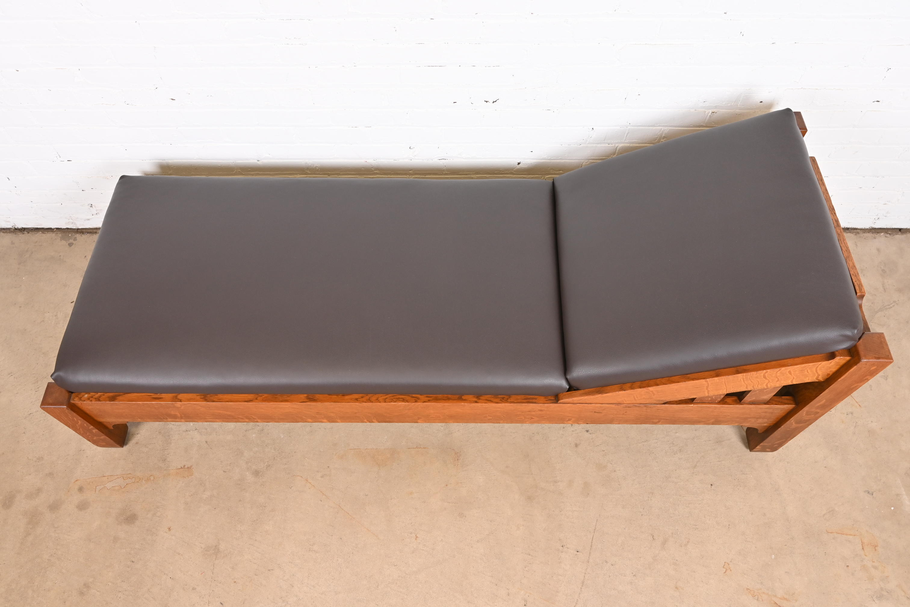 Stickley Brothers Antique Mission Oak Arts & Crafts Daybed, Newly Reupholstered - Image 8