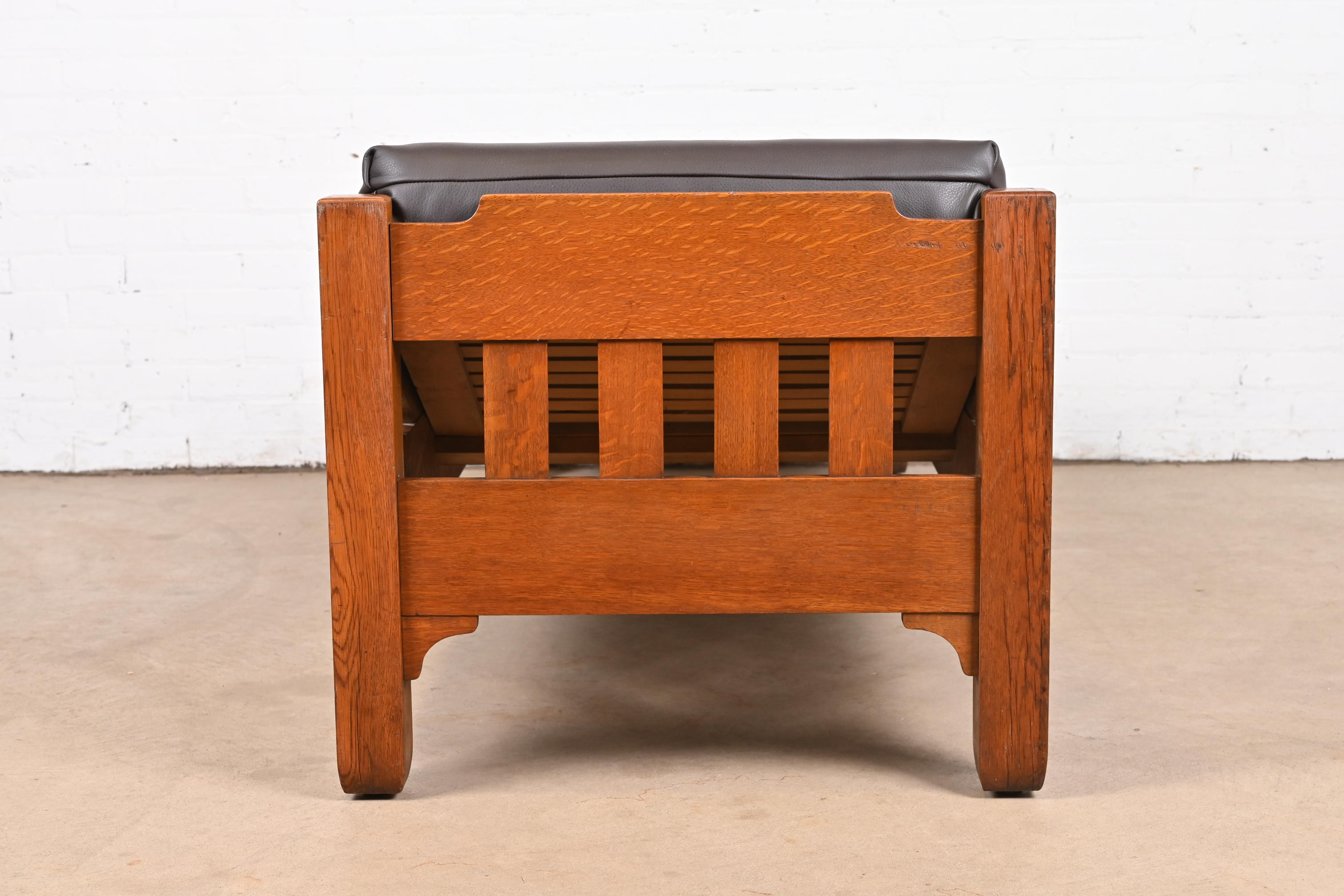Stickley Brothers Antique Mission Oak Arts & Crafts Daybed, Newly Reupholstered - Image 9