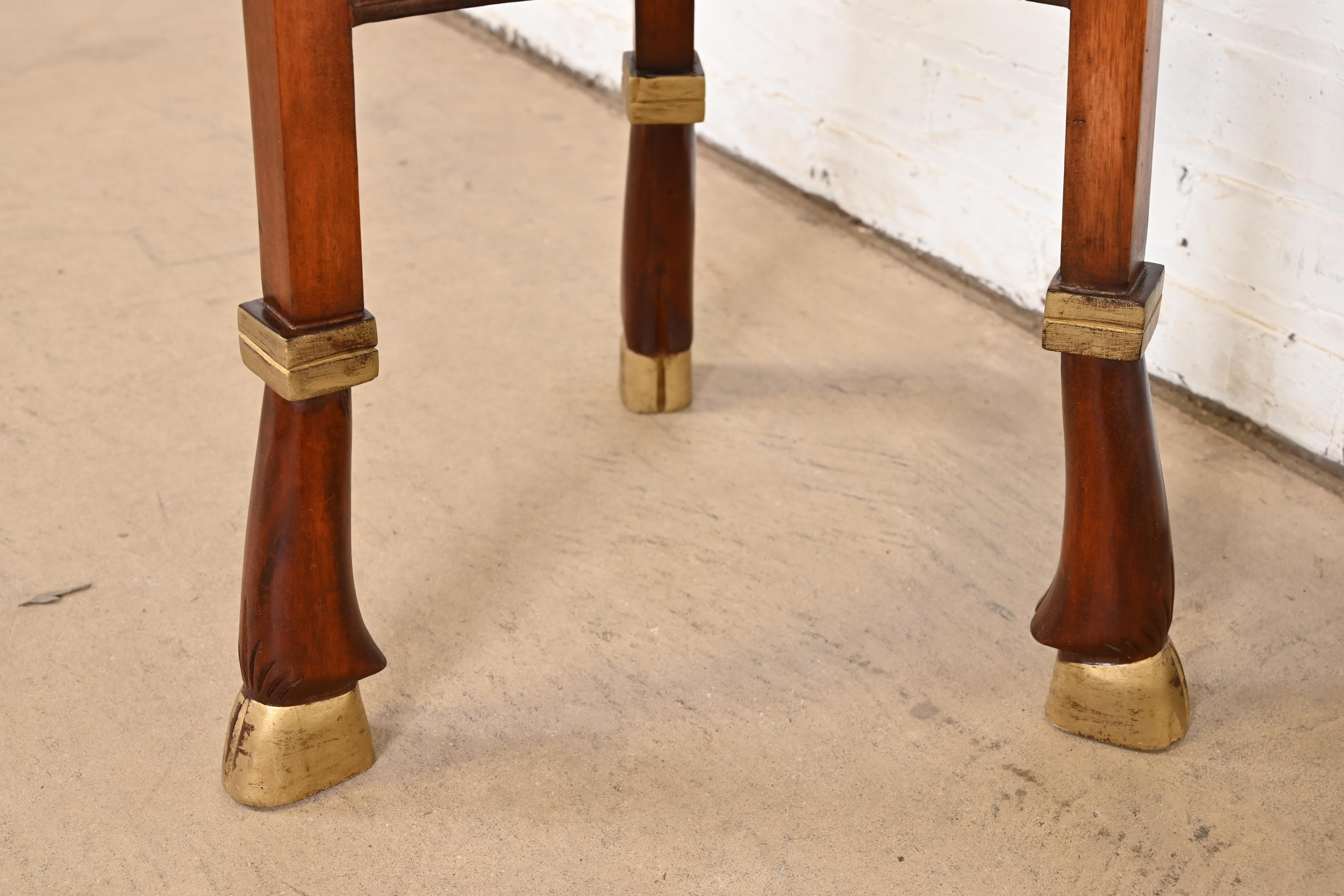 John Widdicomb Neoclassical Mahogany Guéridon Pedestal Table or Plant Stand With Gold Gilt Ram Heads and Hooved Feet - Image 9