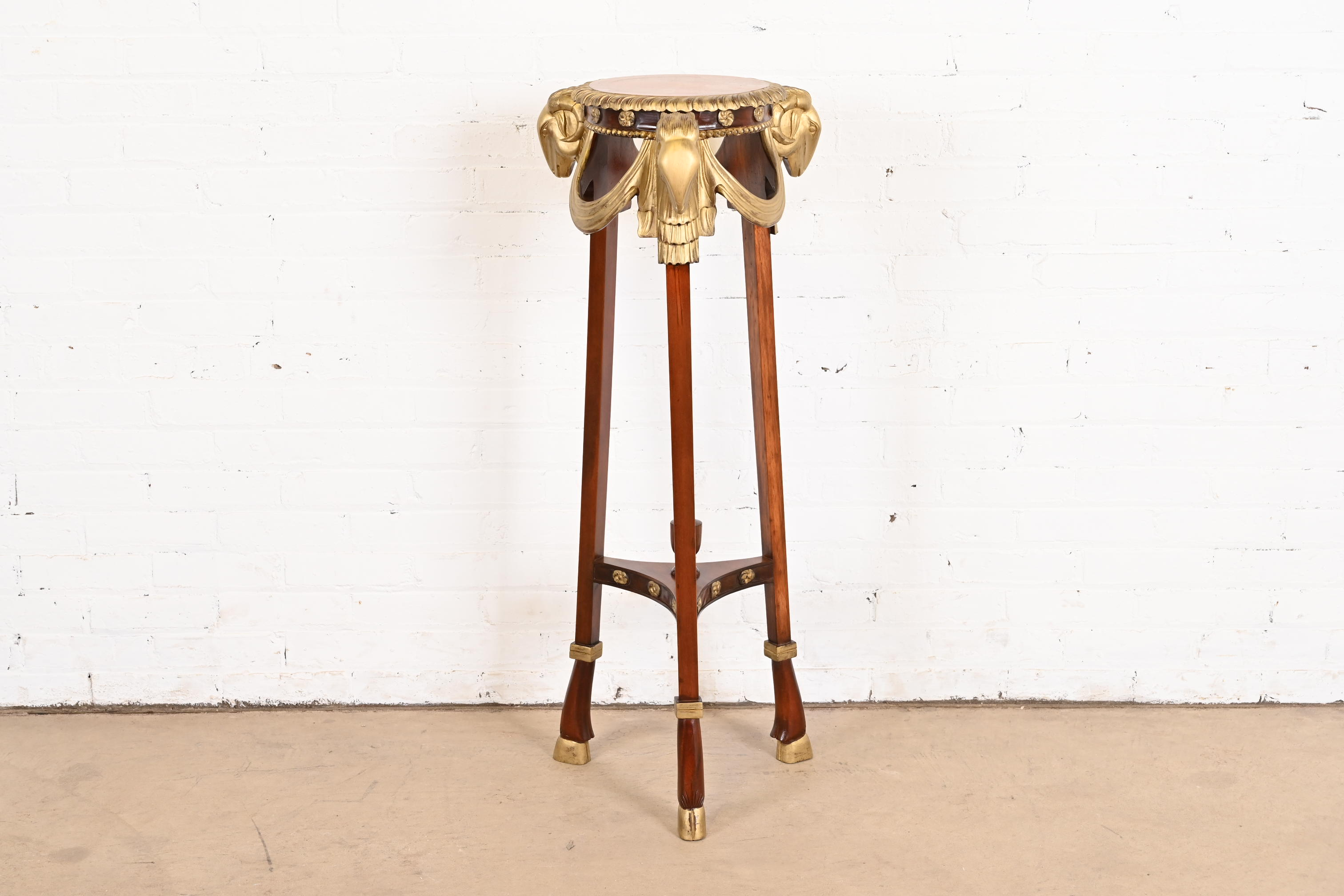 John Widdicomb Neoclassical Mahogany Guéridon Pedestal Table or Plant Stand With Gold Gilt Ram Heads and Hooved Feet - Image 3