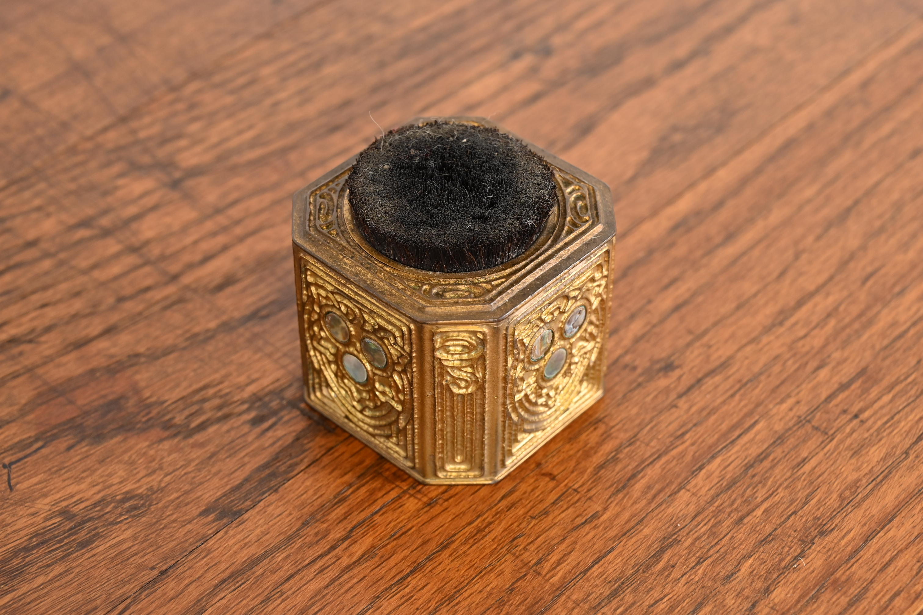 Tiffany Studios New York Bronze Doré and Abalone Pen Brush - Image 5