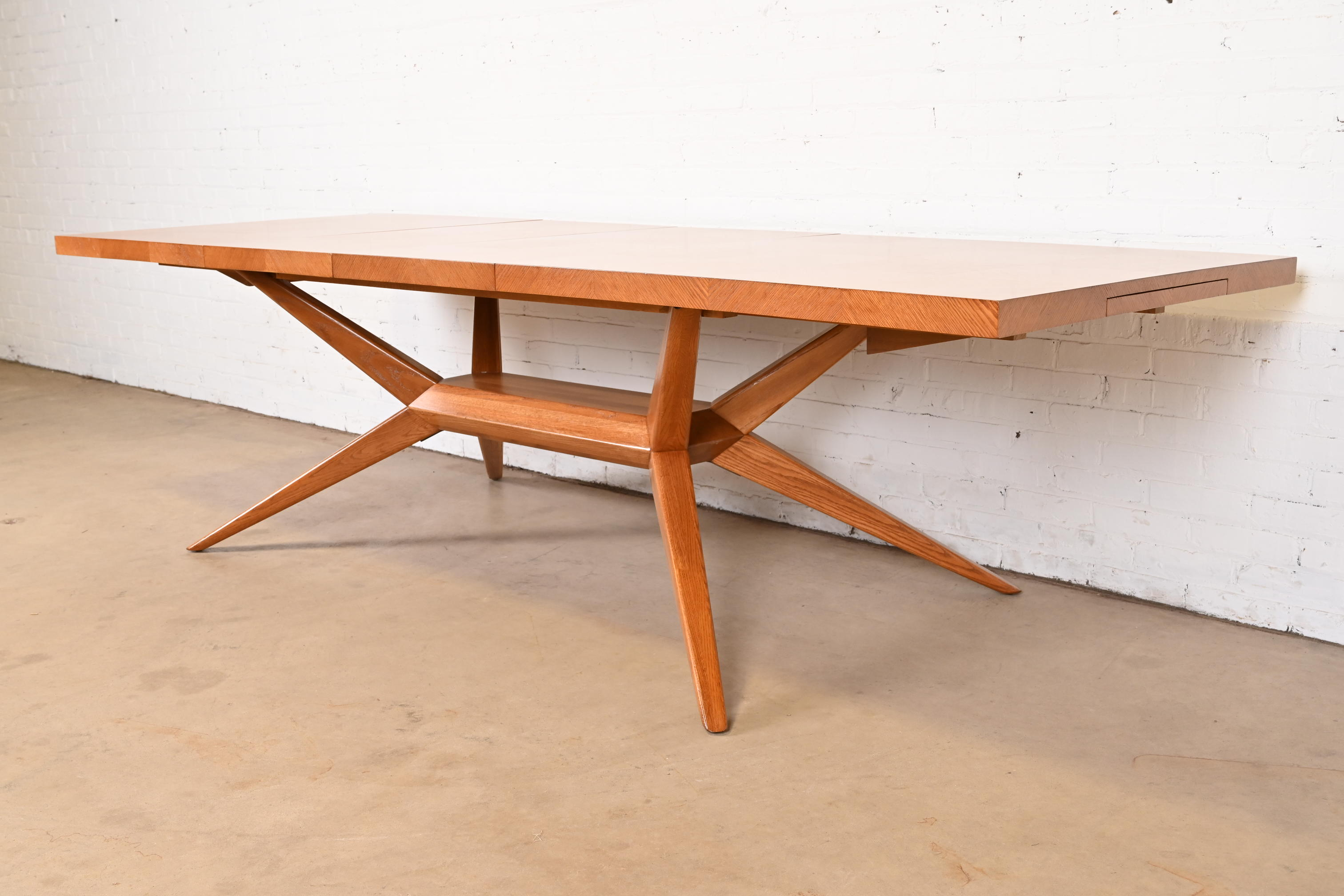 Harold Schwartz for Romweber Mid-Century Modern Oak Spider Leg Extension Dining Table, Newly Refinished