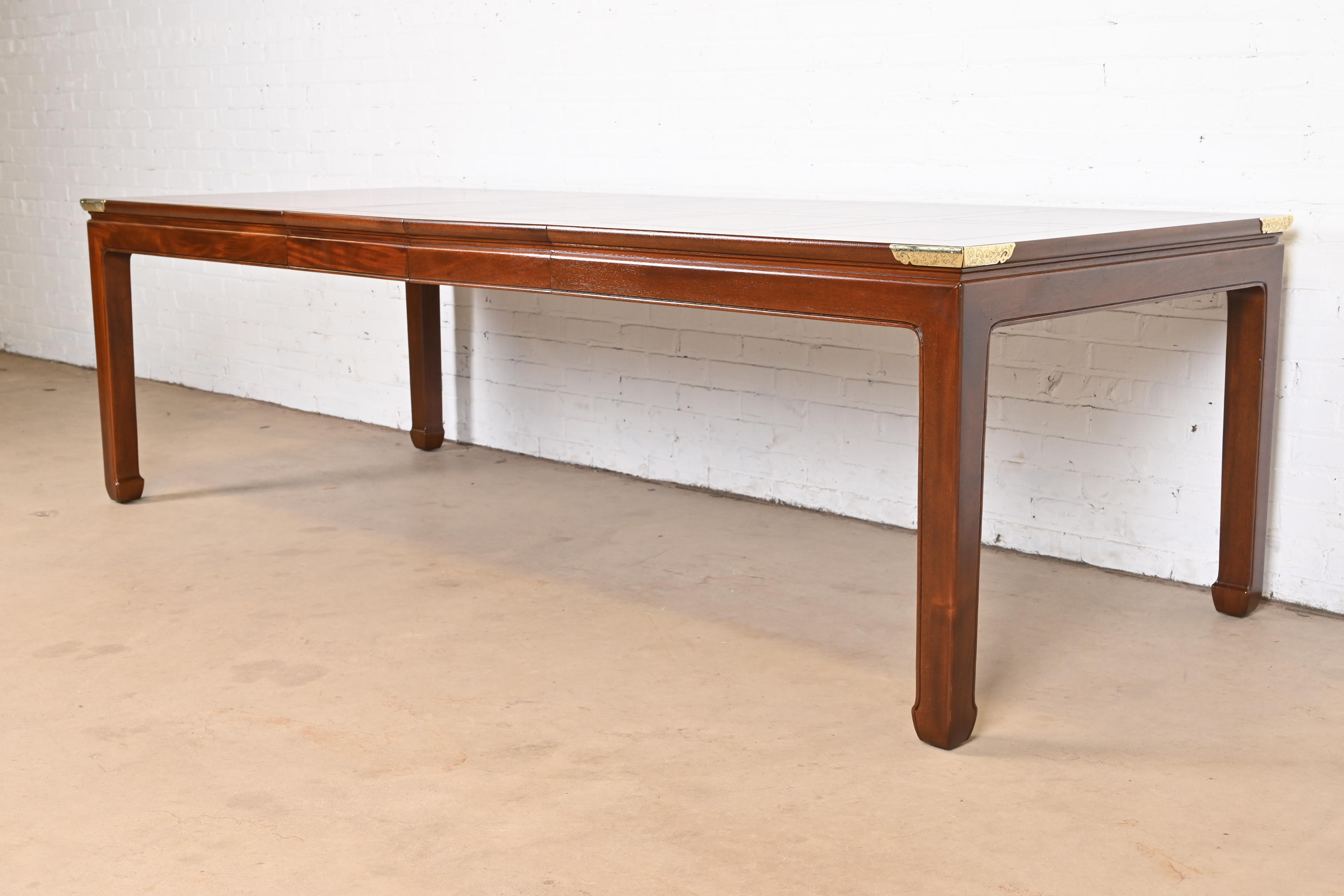Henredon Hollywood Regency Chinoiserie Mahogany and Brass Extension Dining Table, Newly Refinished - Image 2
