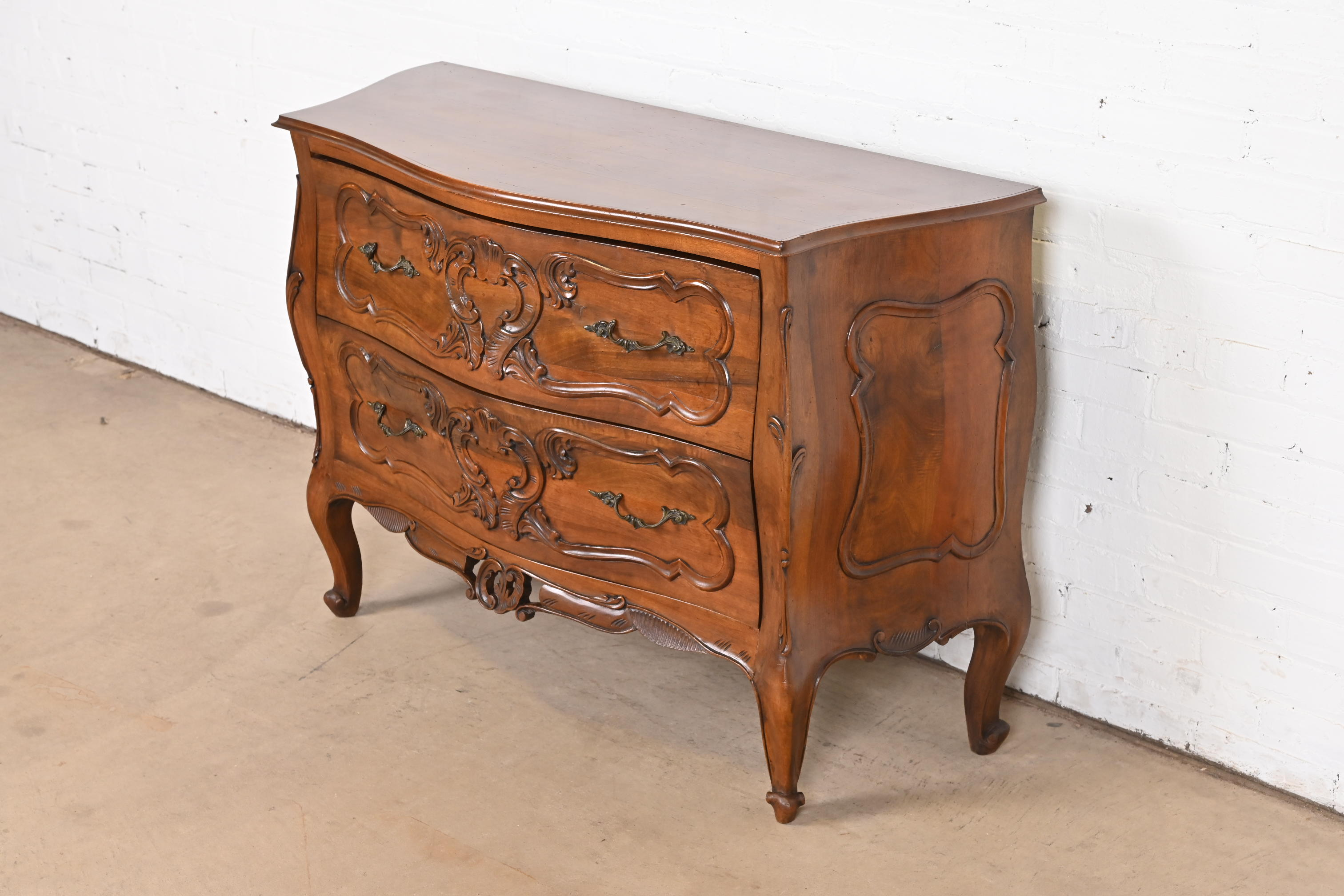 Italian Louis XV Carved Walnut Commode or Bombay Chest of Drawers - Image 3