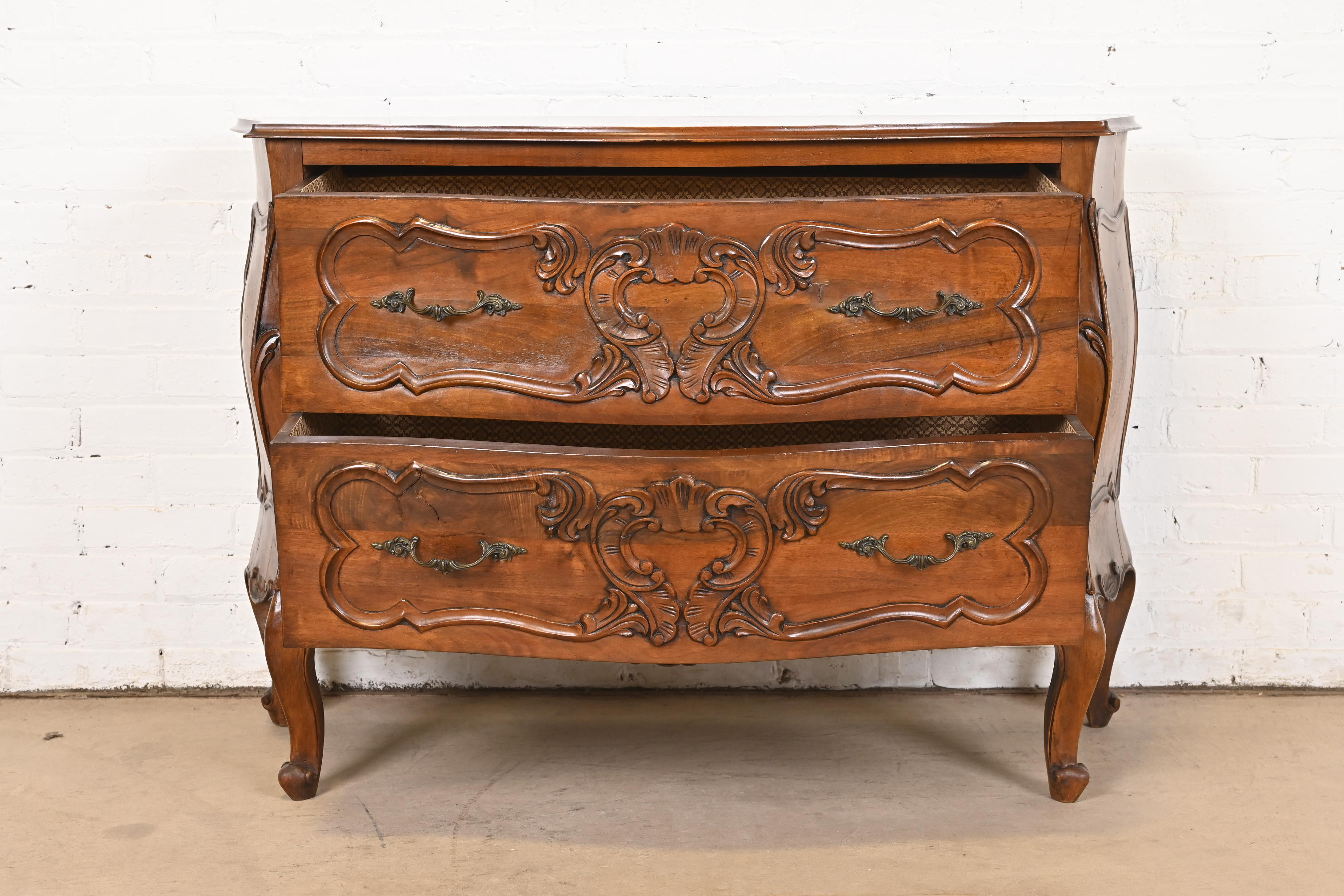 Italian Louis XV Carved Walnut Commode or Bombay Chest of Drawers - Image 5