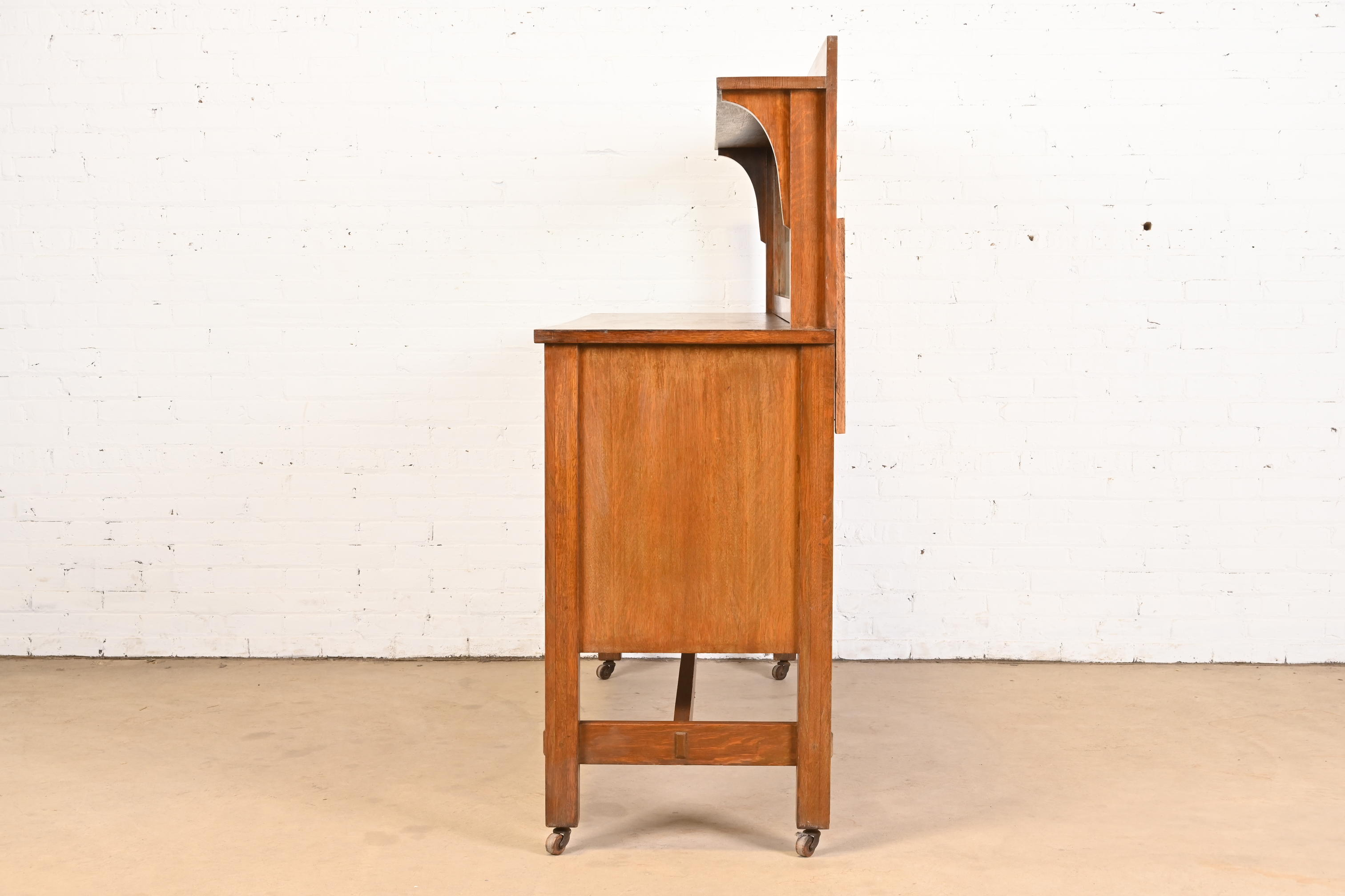 Lifetime Furniture Antique Mission Oak Arts & Crafts Sideboard or Bar Cabinet, Circa 1900 - Image 10