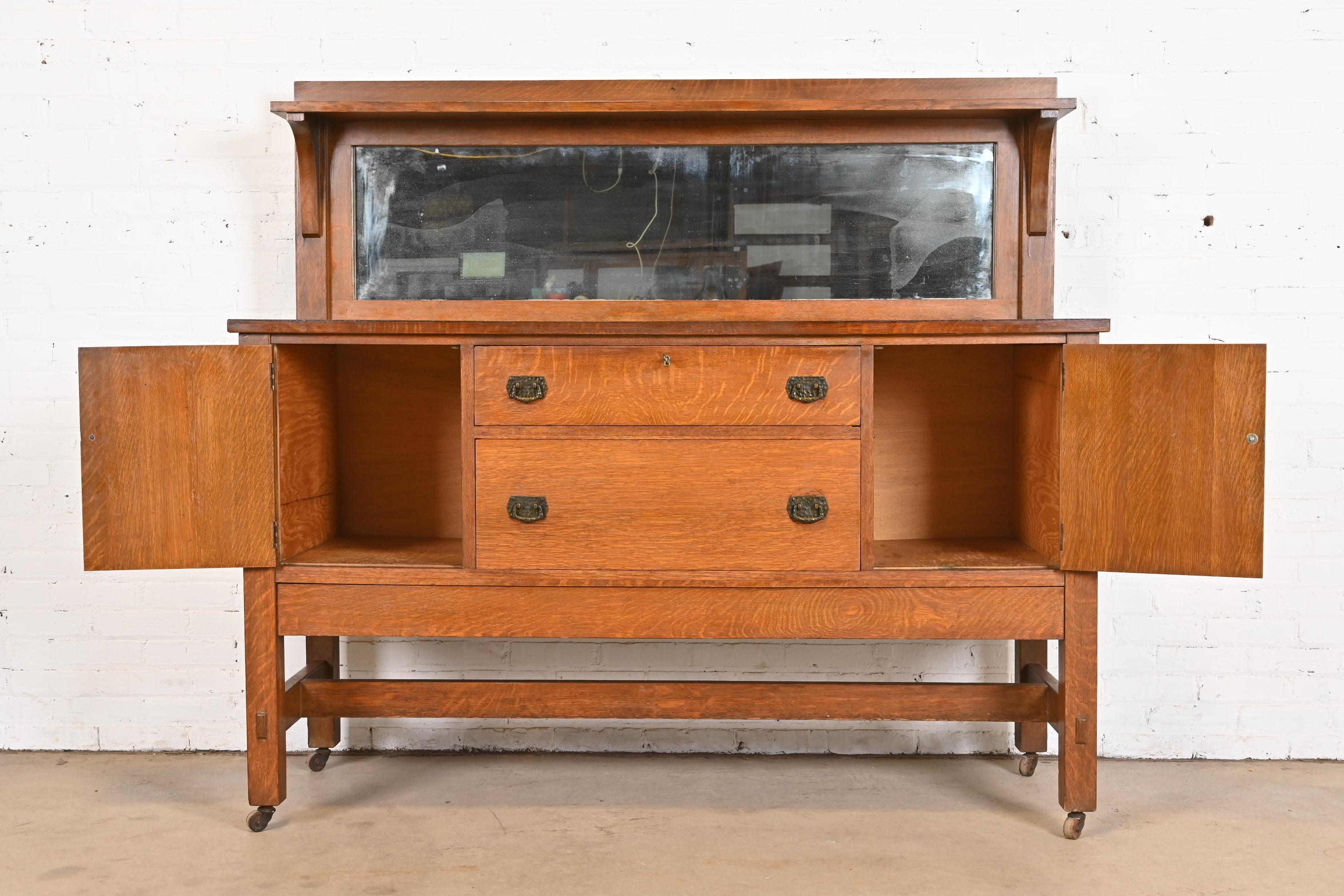 Lifetime Furniture Antique Mission Oak Arts & Crafts Sideboard or Bar Cabinet, Circa 1900 - Image 4