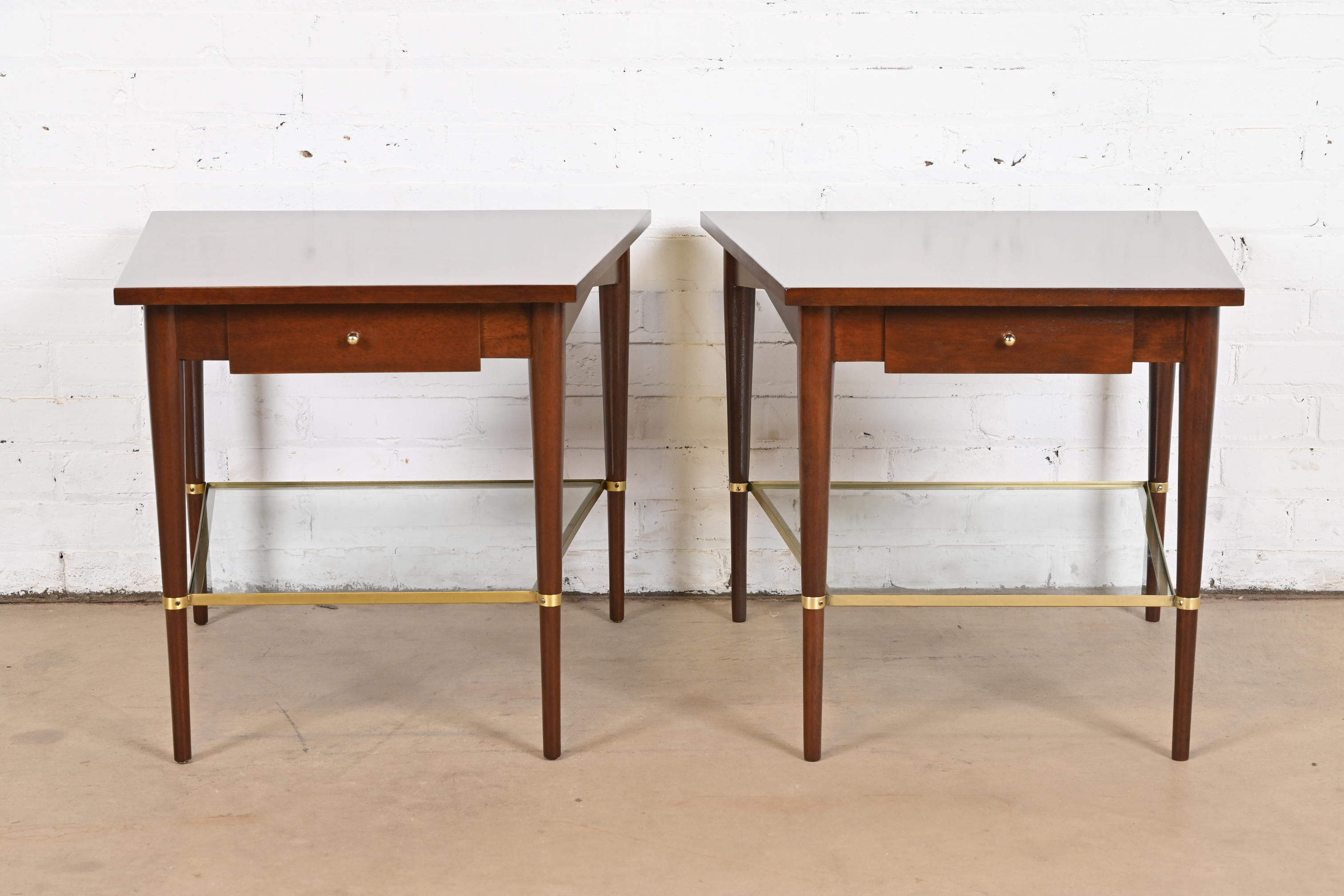 Paul McCobb Connoisseur Collection Mahogany and Brass Wedge Nightstands or Side Tables, Newly Refinished - Image 3