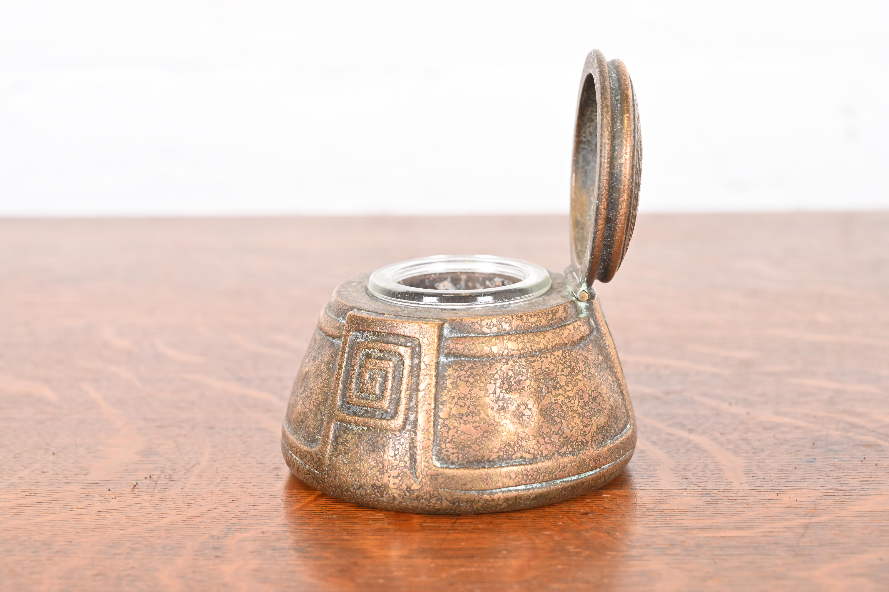Tiffany Studios New York Greek Key Bronze Doré Inkwell - Image 9
