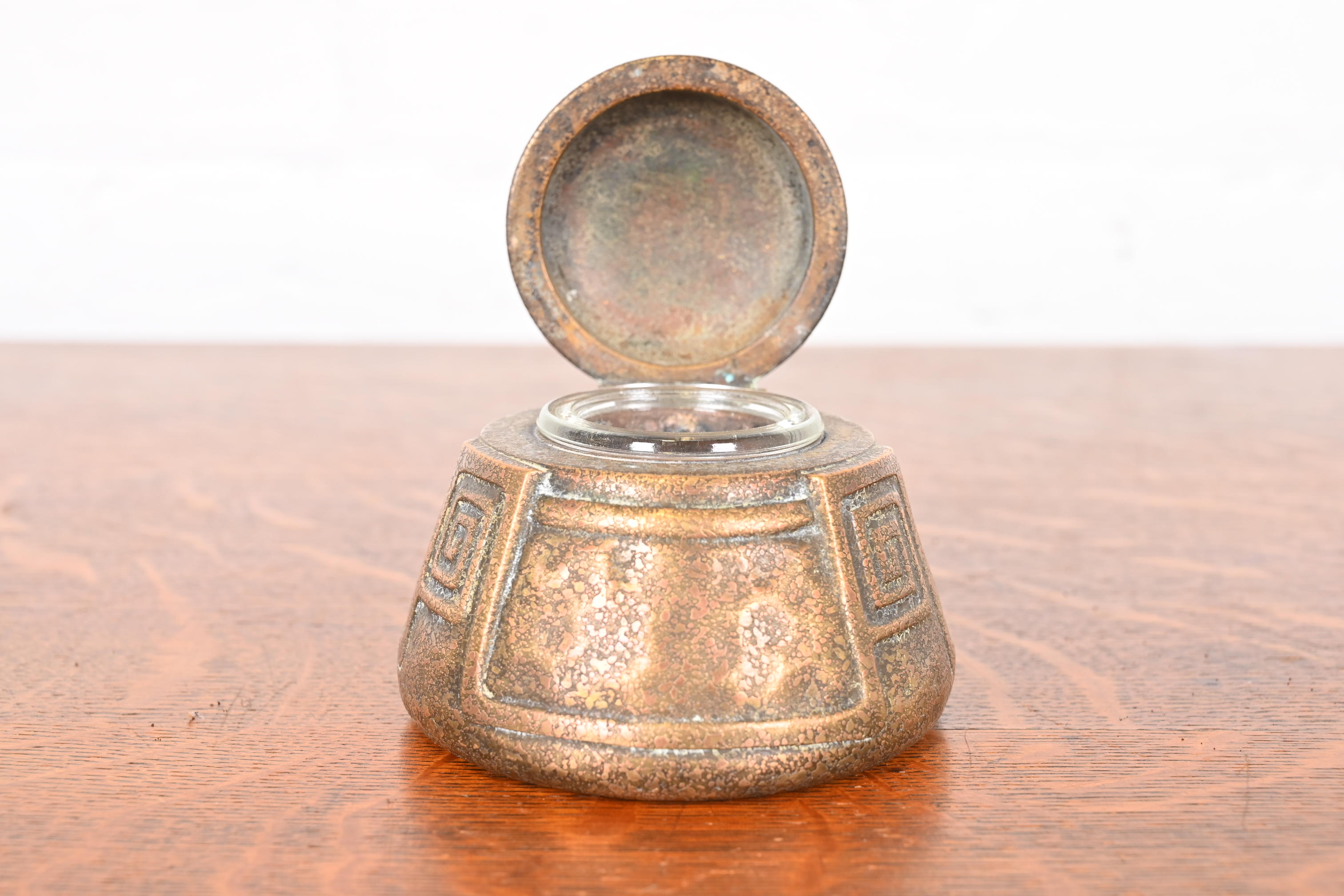 Tiffany Studios New York Greek Key Bronze Doré Inkwell - Image 8