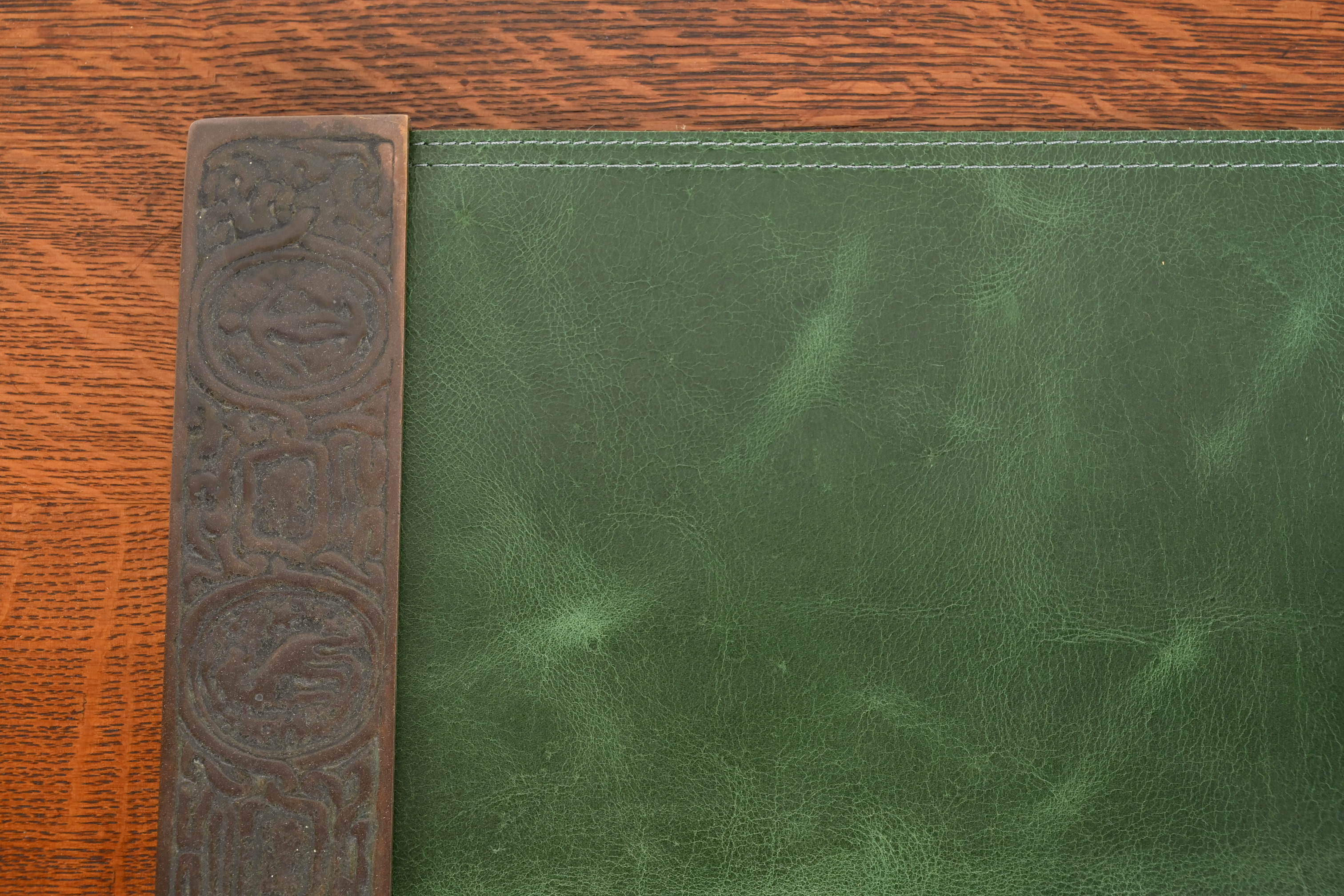 Tiffany Studios New York Zodiac Bronze Blotter Ends With Green Leather Desk Pad - Image 7