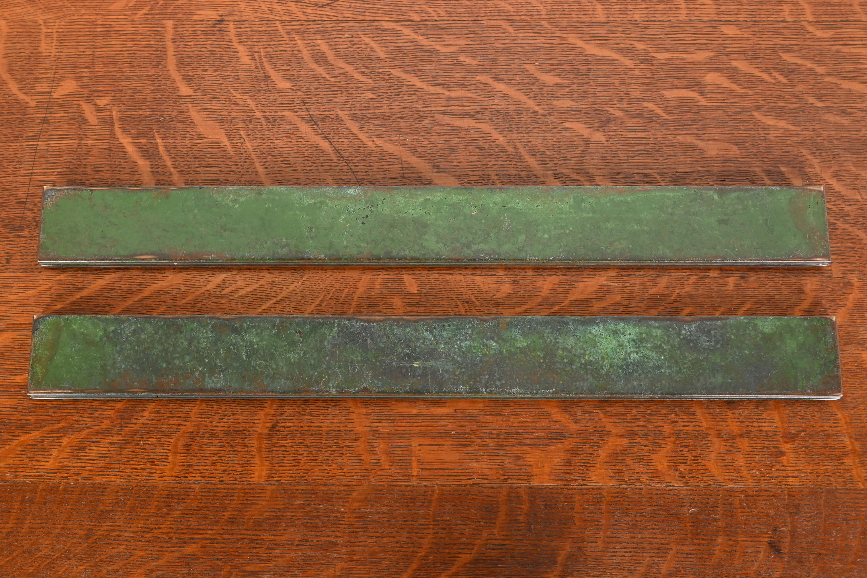 Tiffany Studios New York Zodiac Bronze Blotter Ends With Green Leather Desk Pad - Image 10