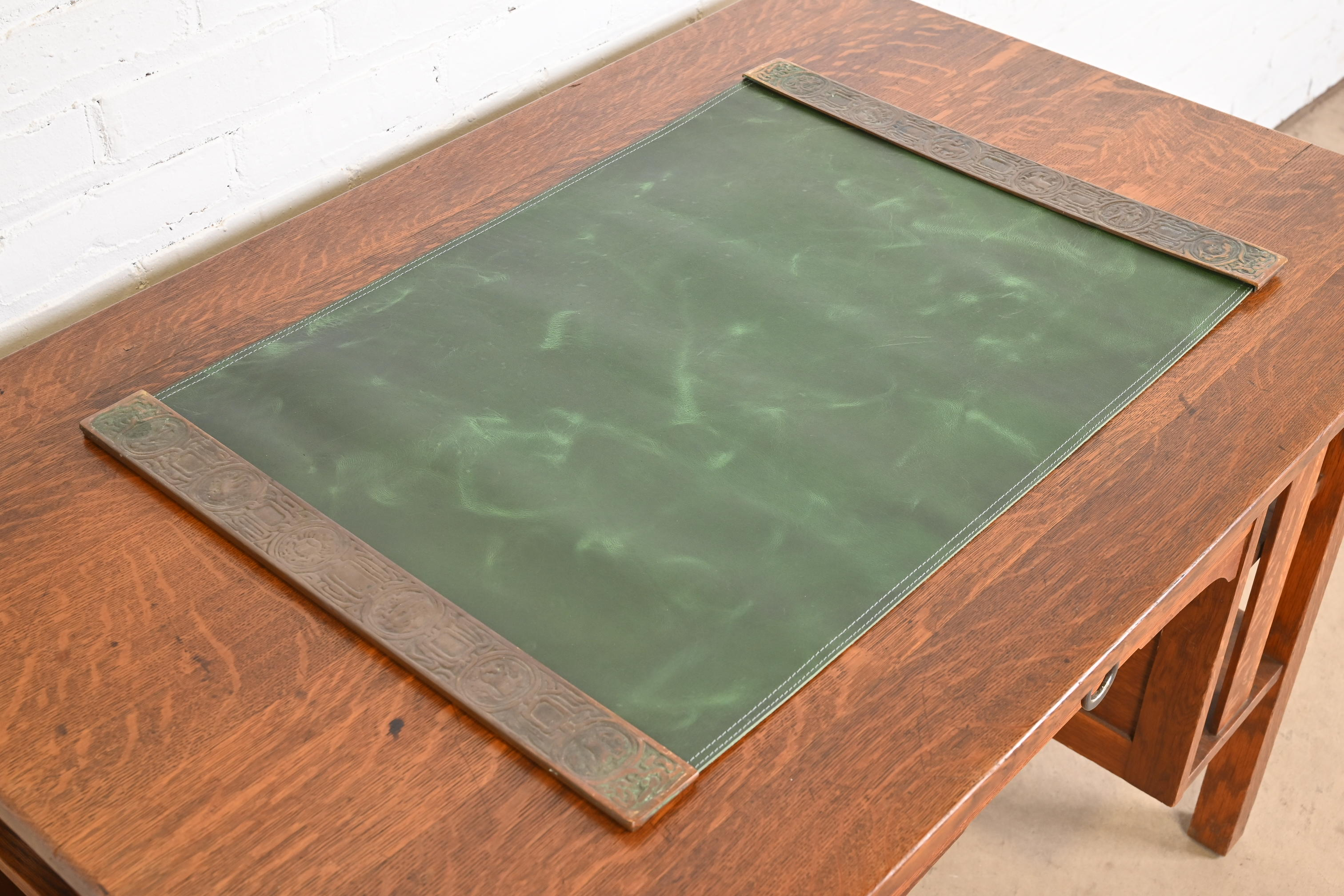 Tiffany Studios New York Zodiac Bronze Blotter Ends With Leather Desk Pad - Image 5