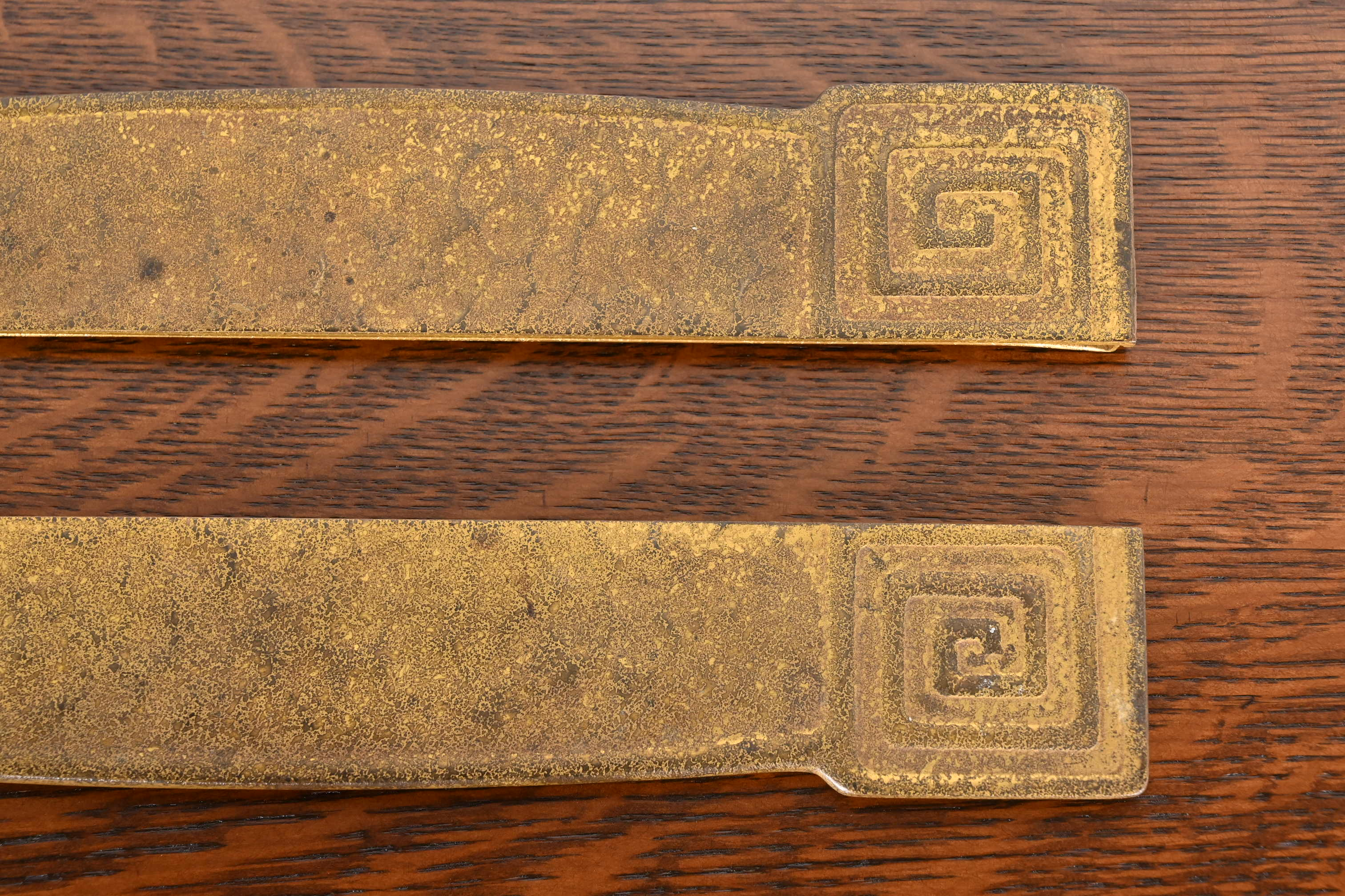 Tiffany Studios New York Greek Key Bronze Doré Blotter Ends With Leather Desk Blotter - Image 9